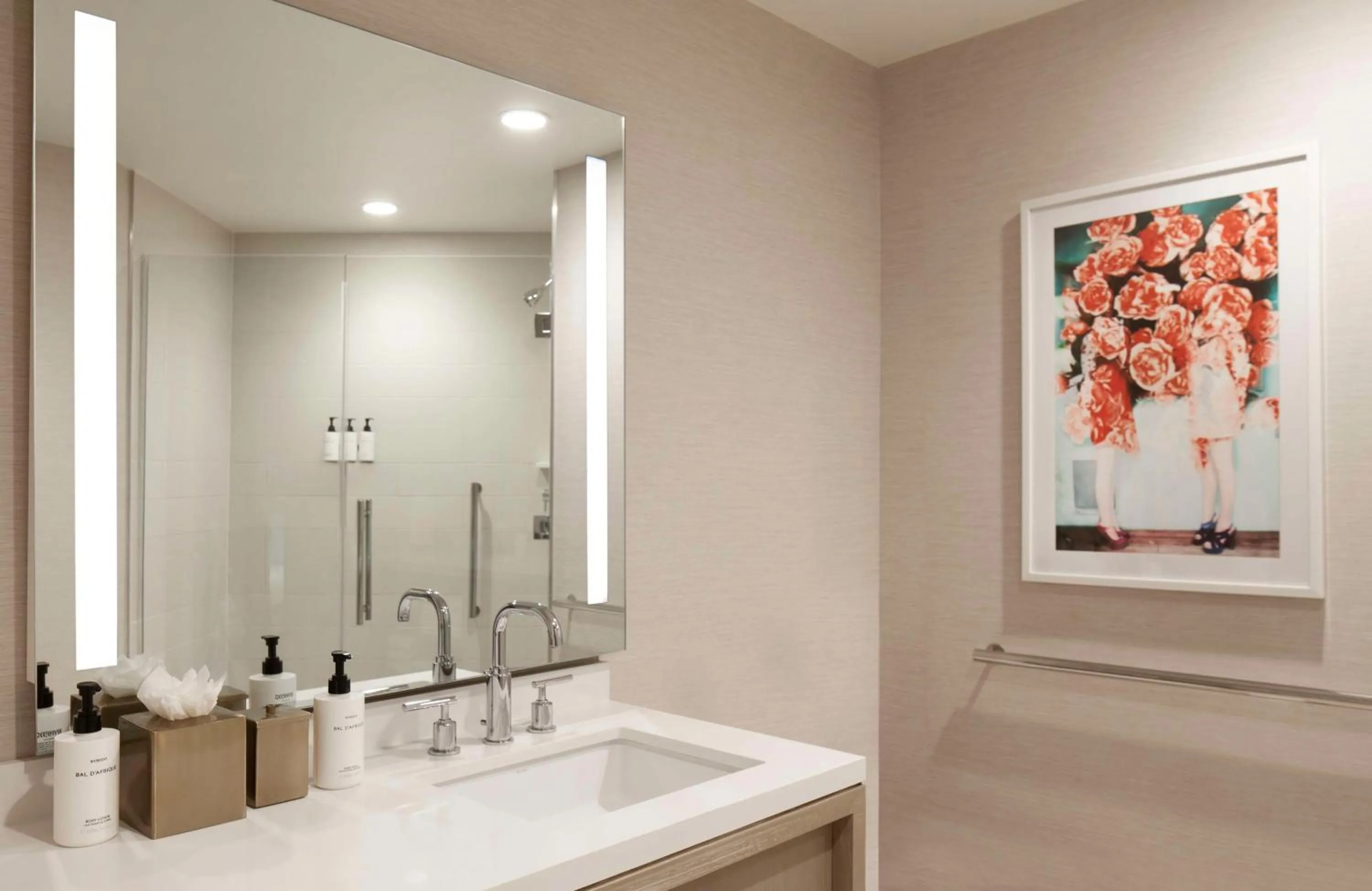 Bathroom in Hilton West Palm Beach