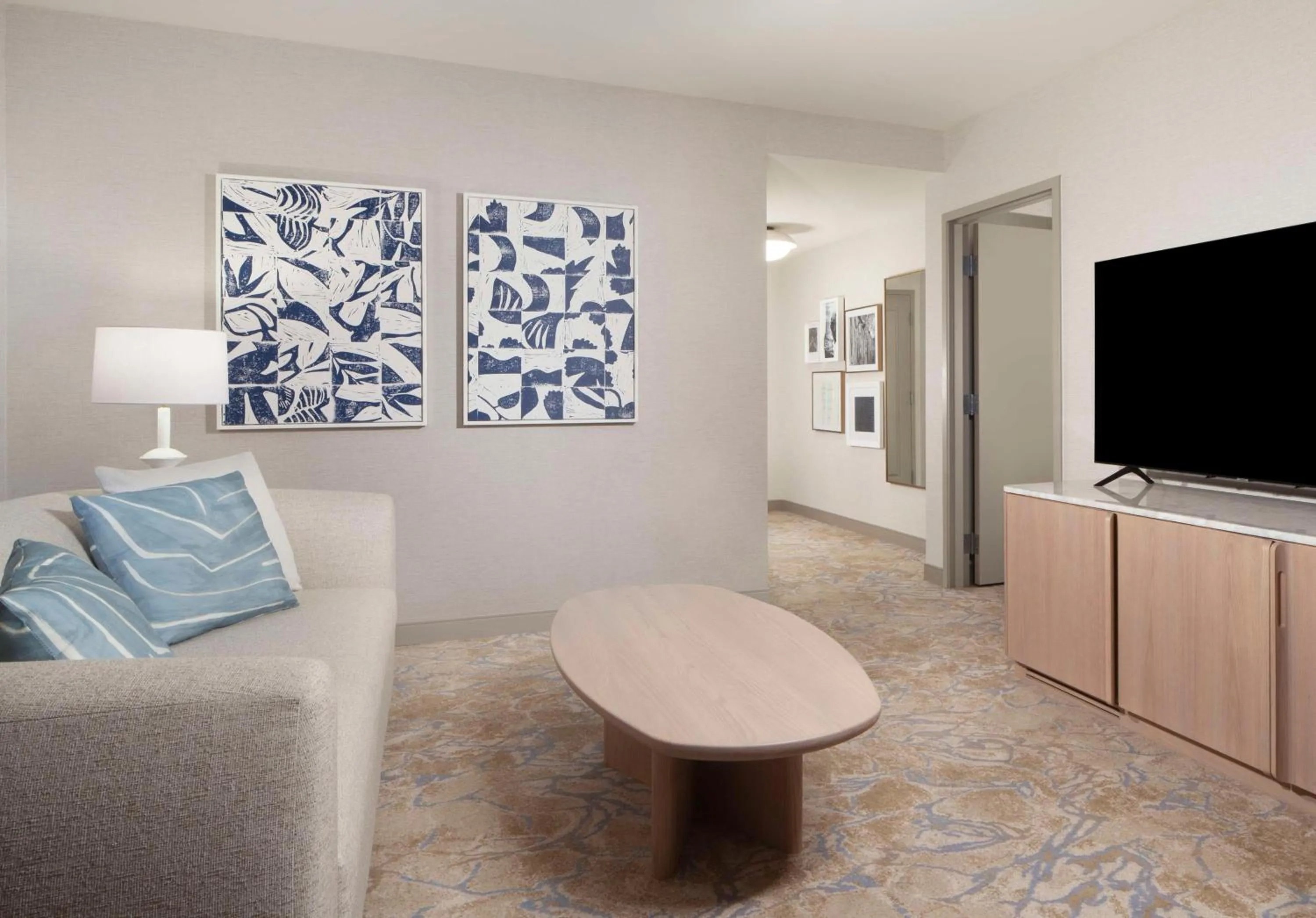 Living room in Hilton West Palm Beach