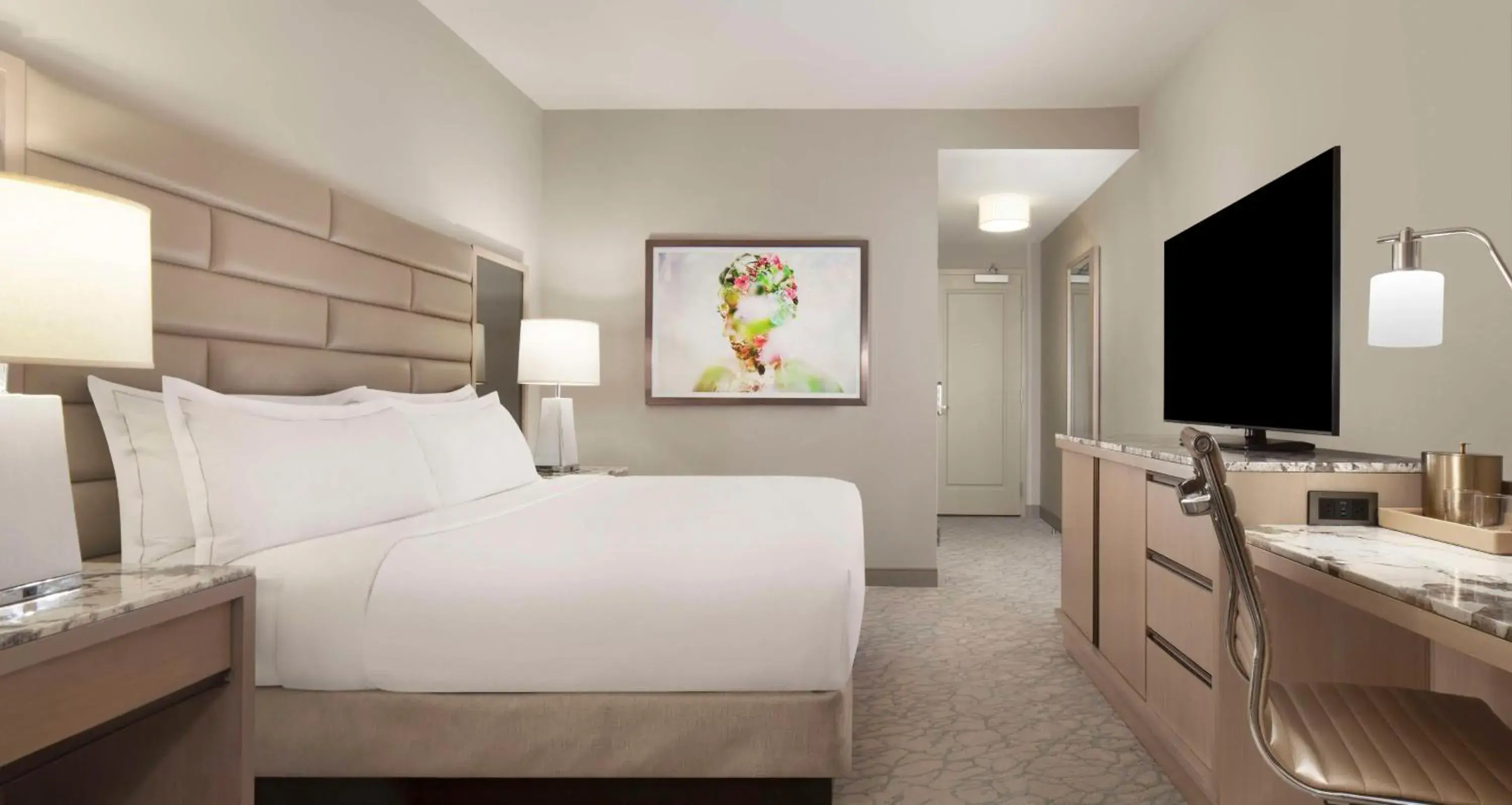 King Room with Pool View - Hearing Access/Executive Floor in Hilton West Palm Beach King Room with Pool View - Hearing Access/Executive Floor in Hilton West Palm Beach