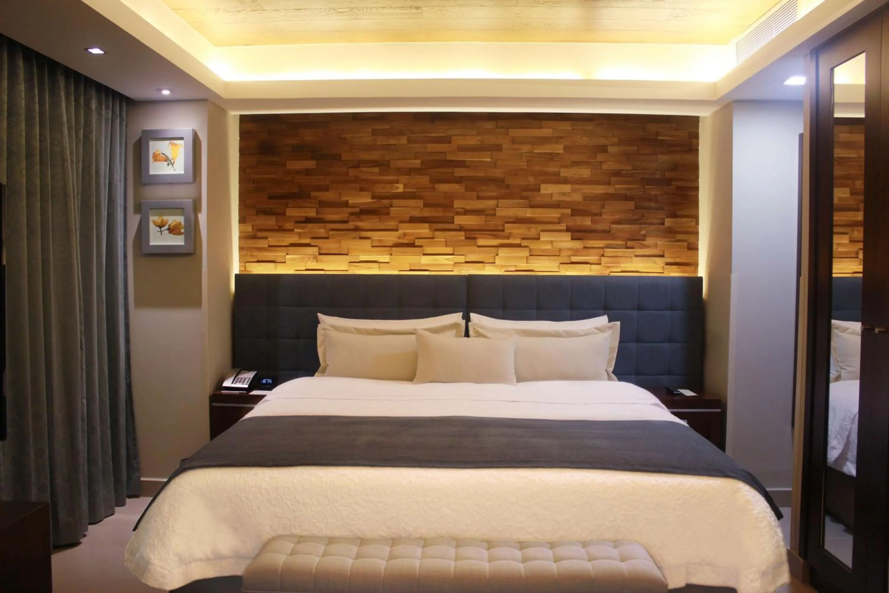 Bed in Hampton Inn by Hilton Merida