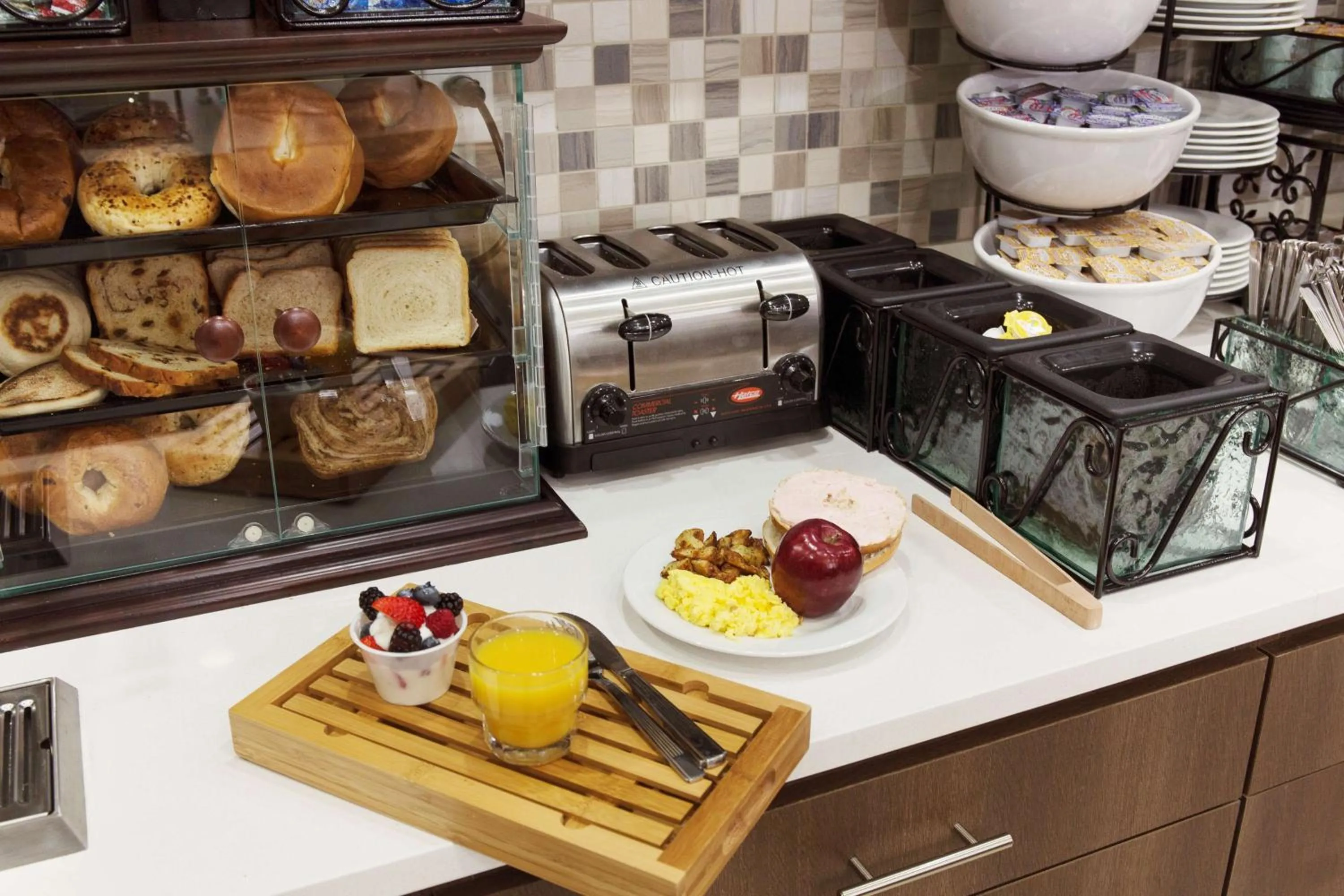 Dining area in Homewood Suites by Hilton Houston/Katy Mills Mall