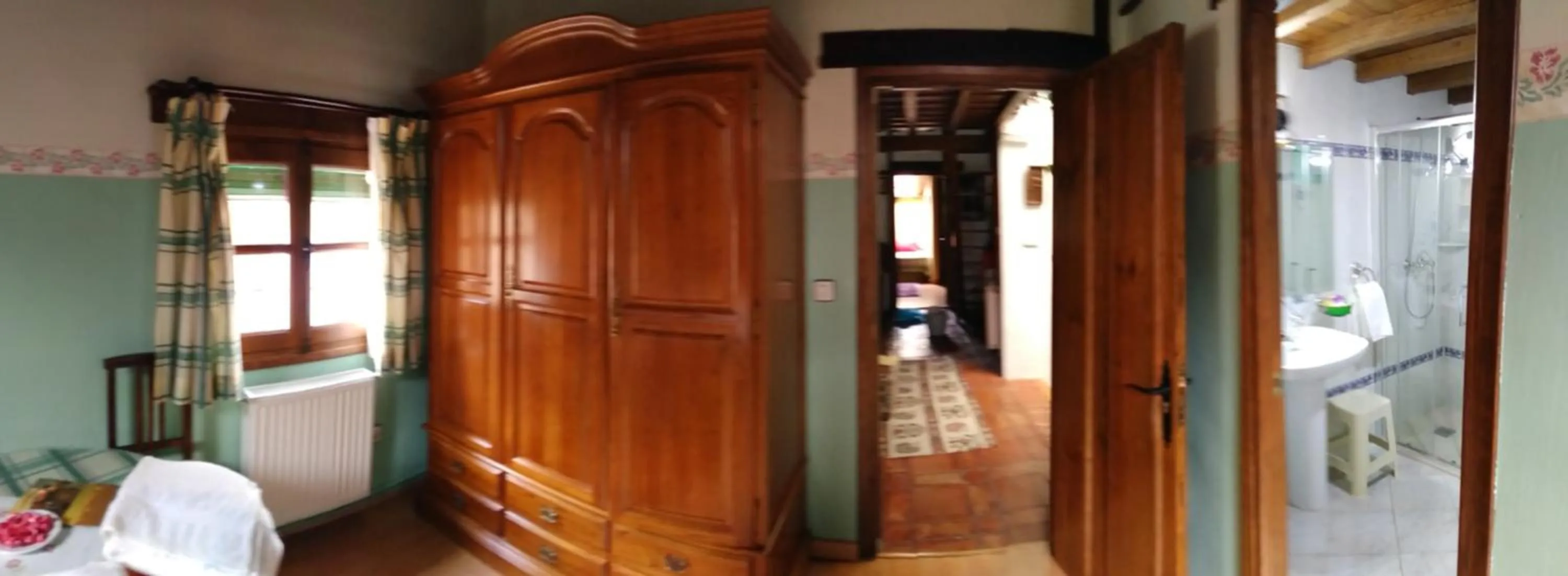 Decorative detail in Antigua Posada, Valle del Jerte