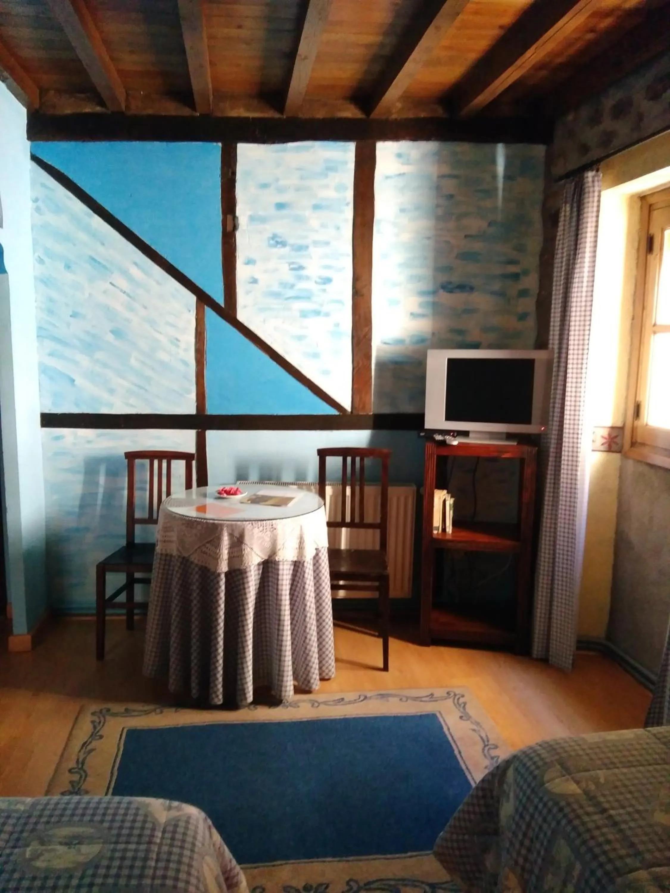 Photo of the whole room, Bed in Antigua Posada, Valle del Jerte