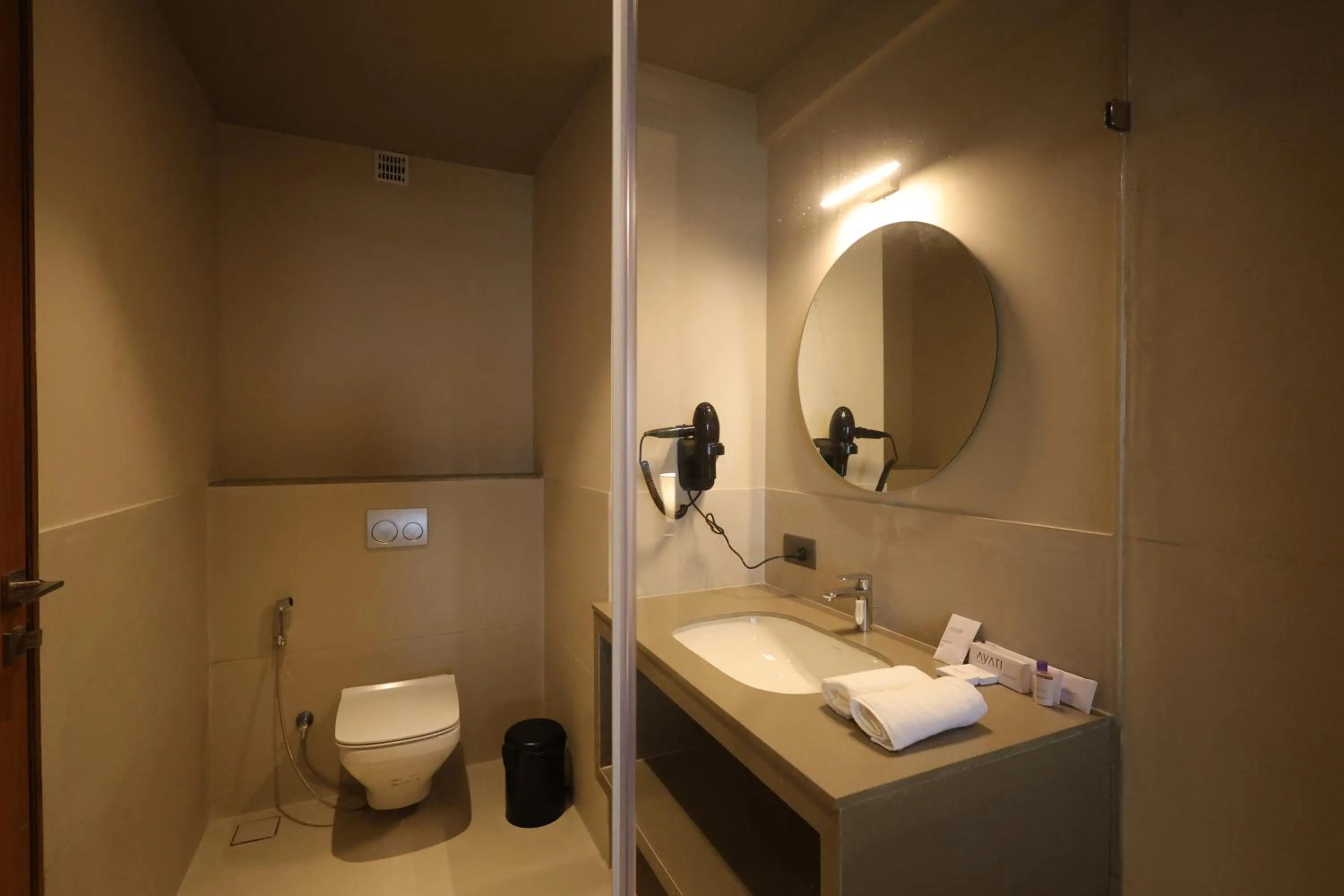 Bathroom in Ayati Resort & Spa