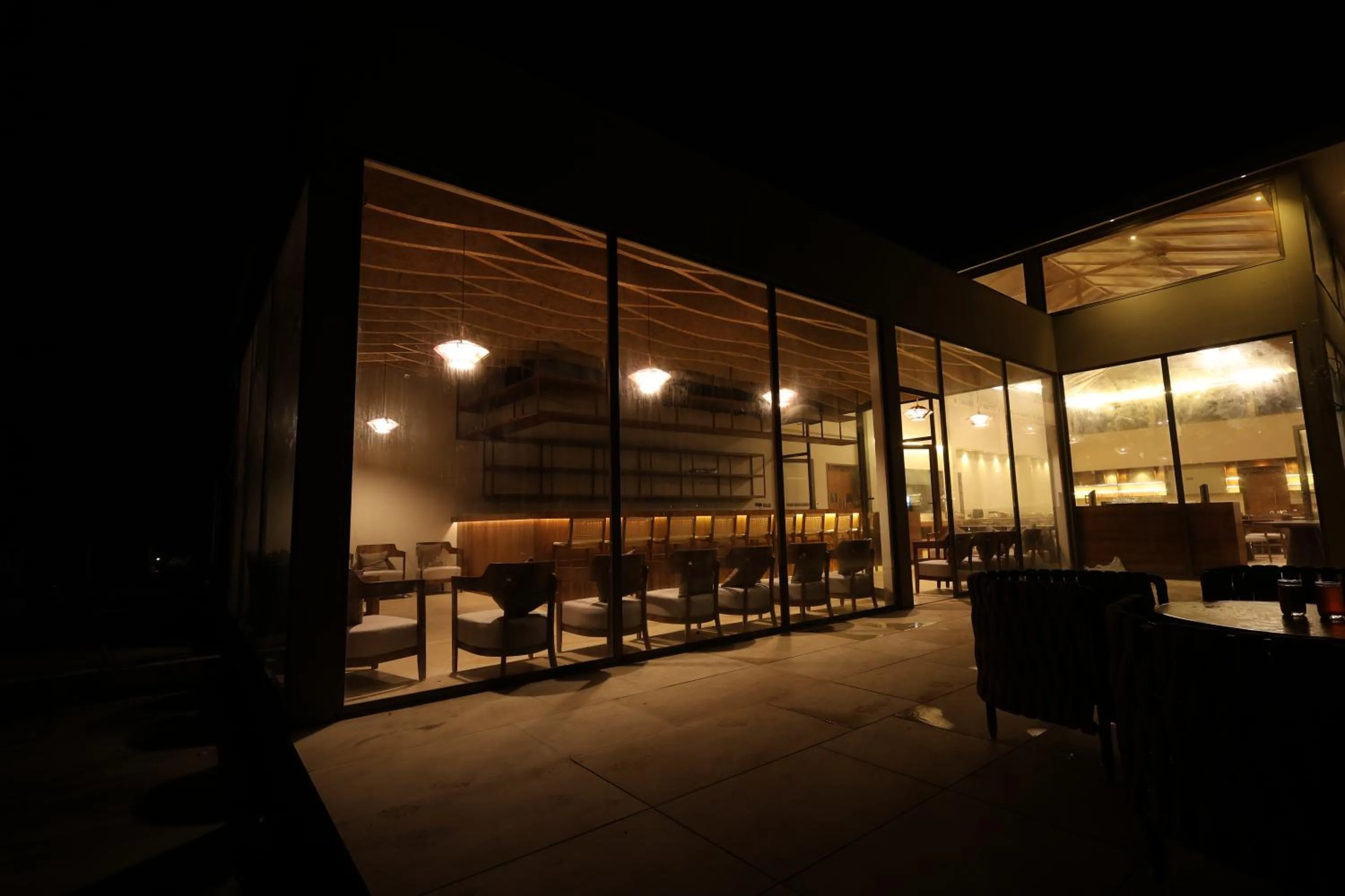 Restaurant/places to eat in Ayati Resort & Spa