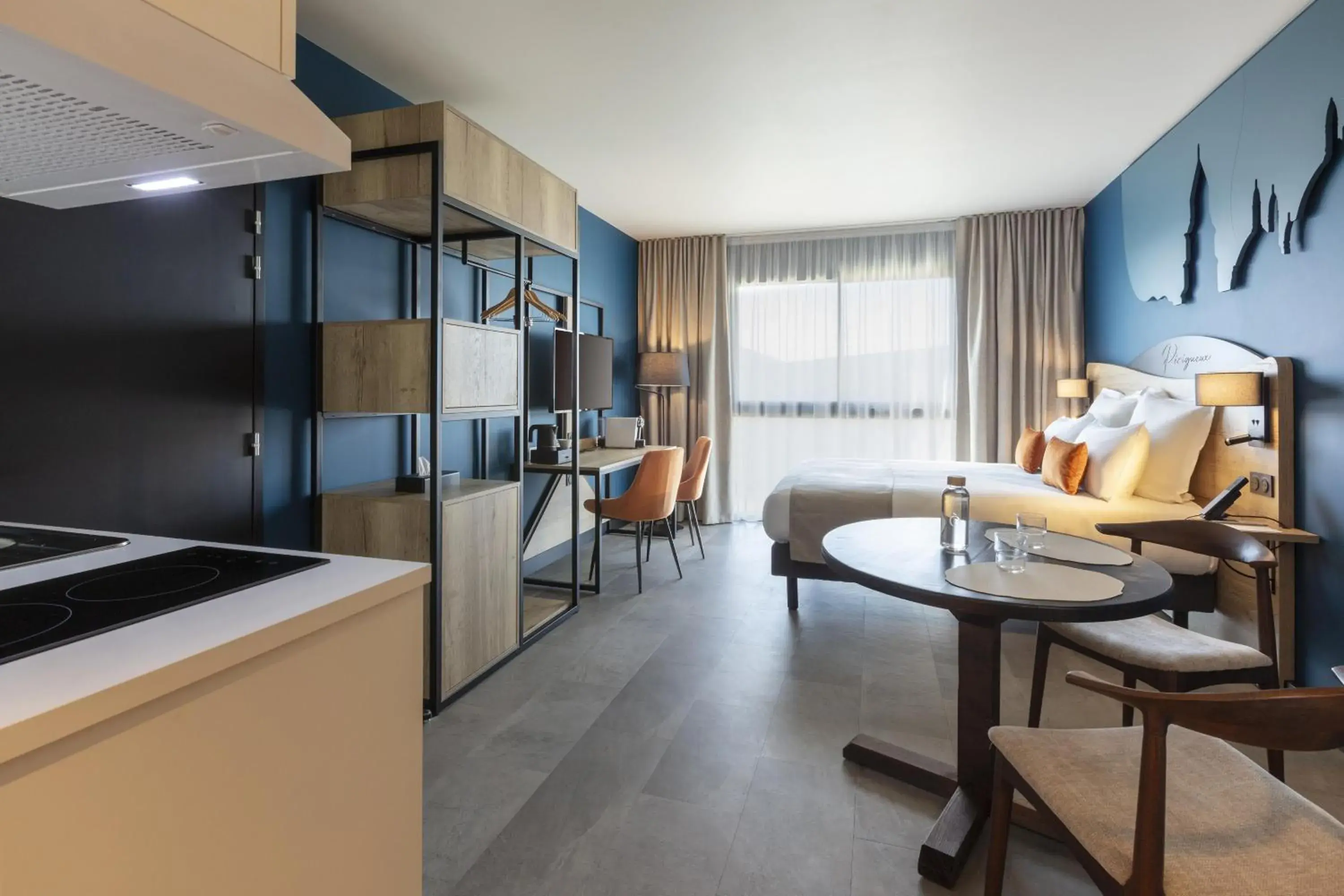 Queen Apartment with Kitchenette in Hôtel OstOria Périgueux, BW Signature Collection Queen Apartment with Kitchenette in Hôtel OstOria Périgueux, BW Signature Collection