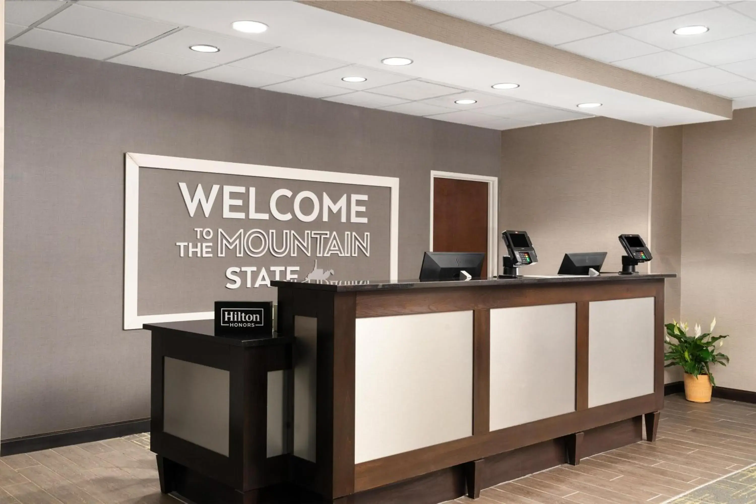 Lobby or reception in Hampton Inn Fairmont Lobby or reception in Hampton Inn Fairmont