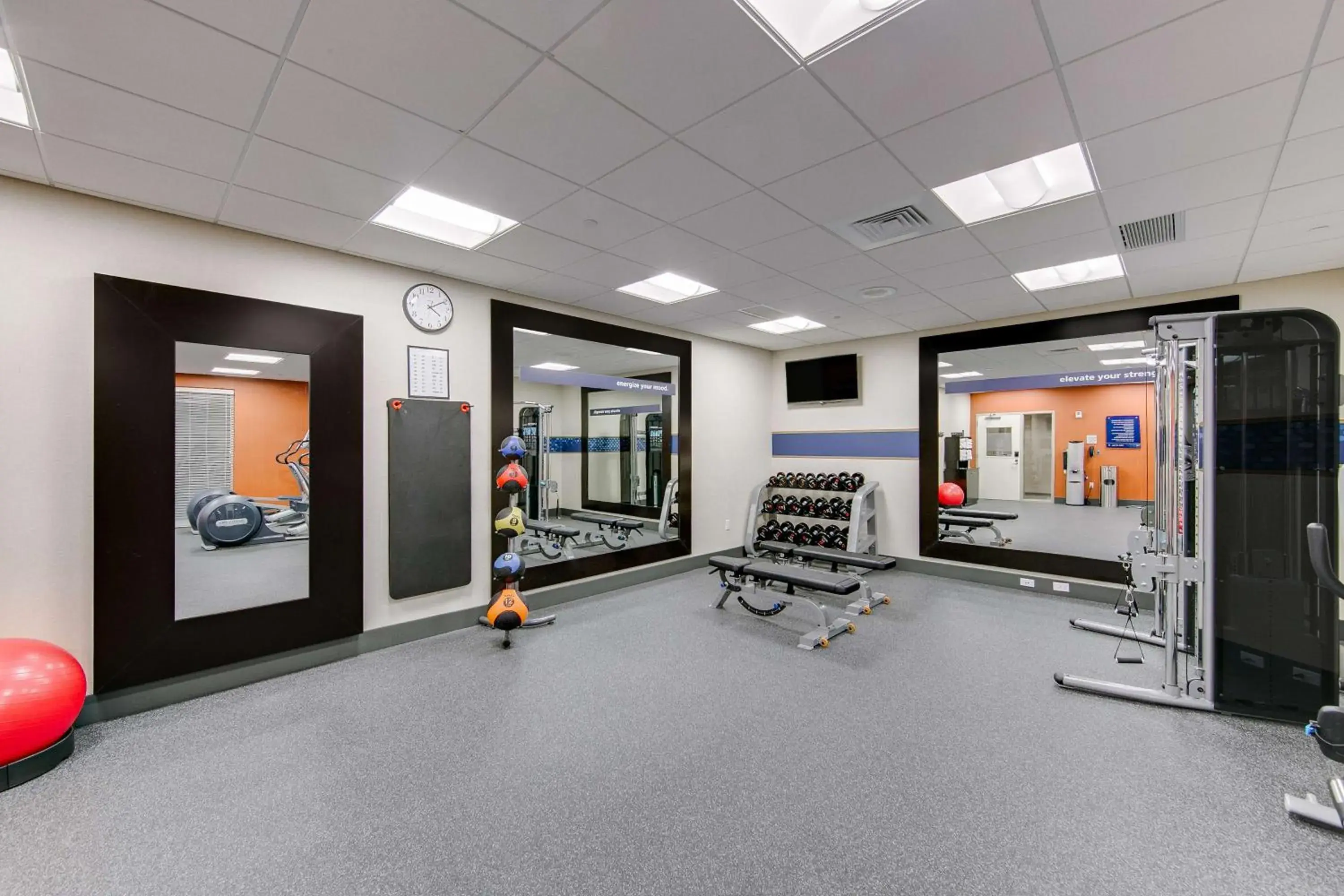 Fitness centre/facilities in Hampton Inn & Suites North Houston Spring Fitness centre/facilities in Hampton Inn & Suites North Houston Spring