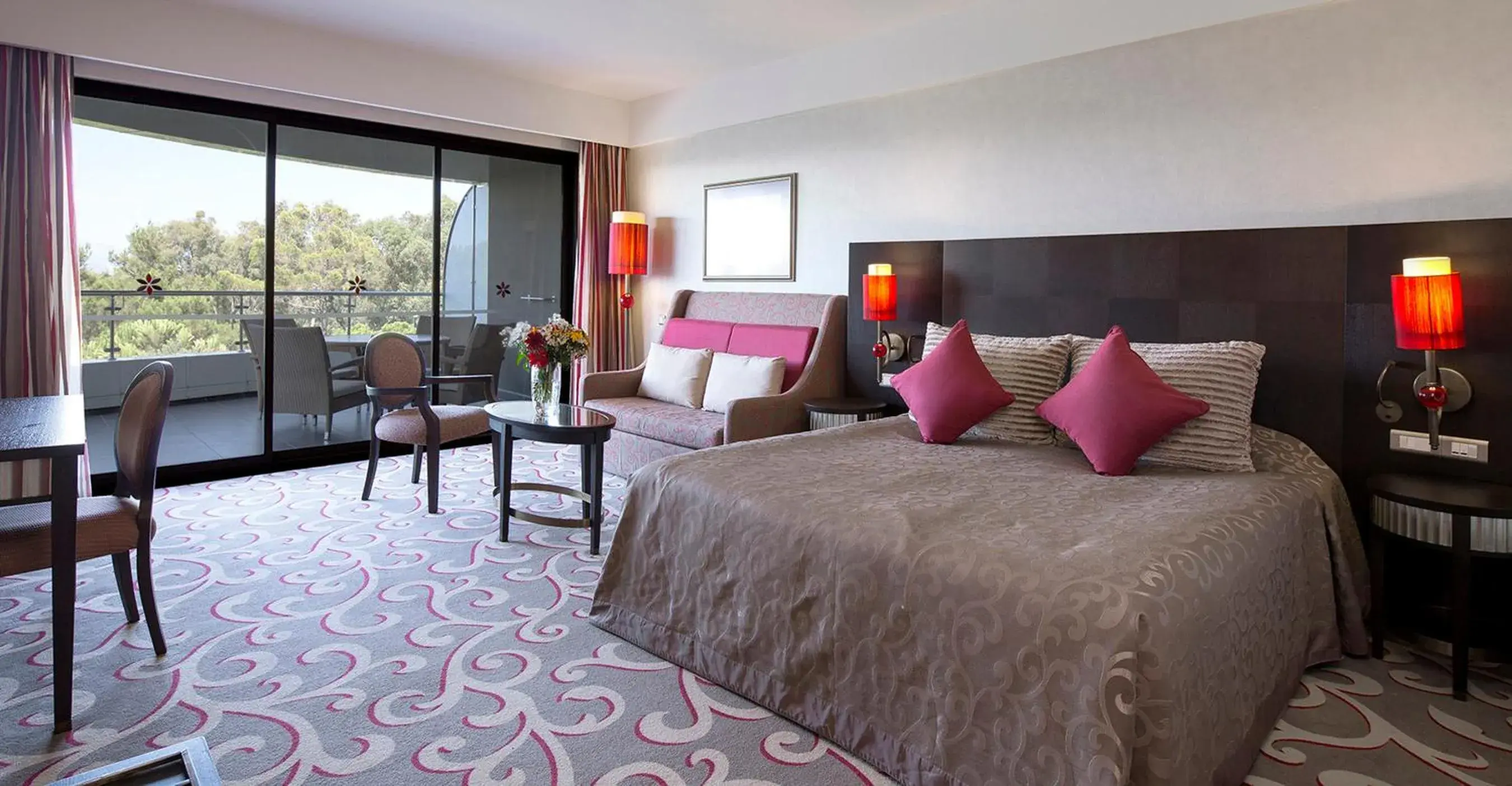 Photo of the whole room, Bed in Cornelia Diamond Golf Resort & Spa