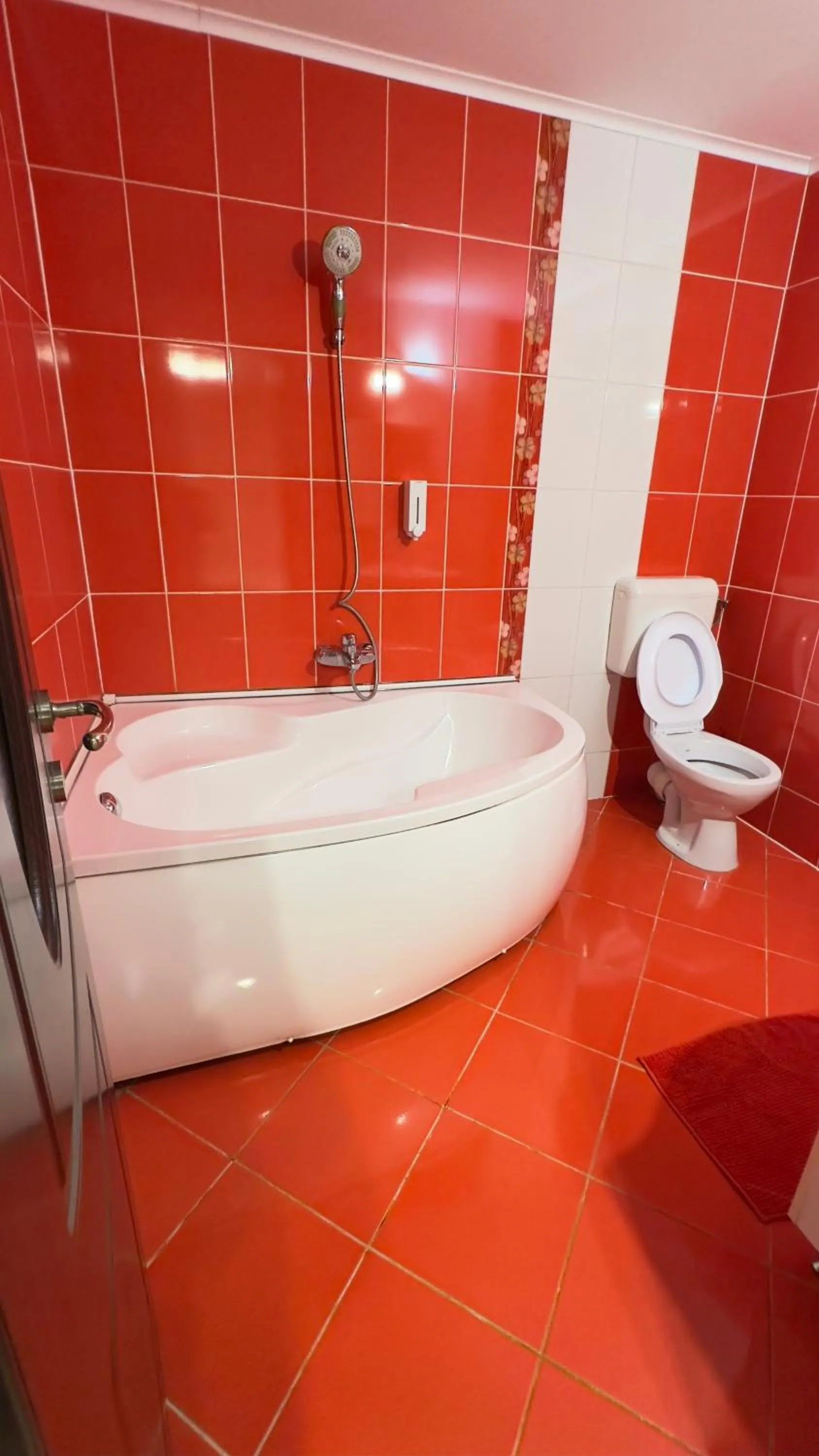 Pensiunea Bergwald Rasnov Brasov by BuySellRent