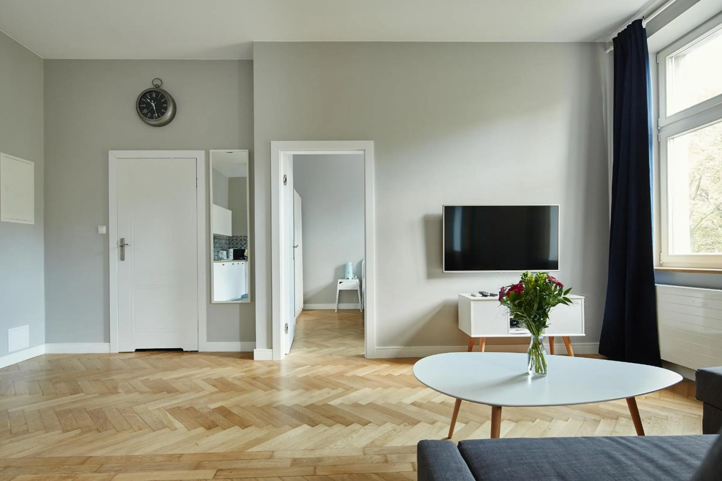 TV and multimedia in PlayRoom Aparthotel