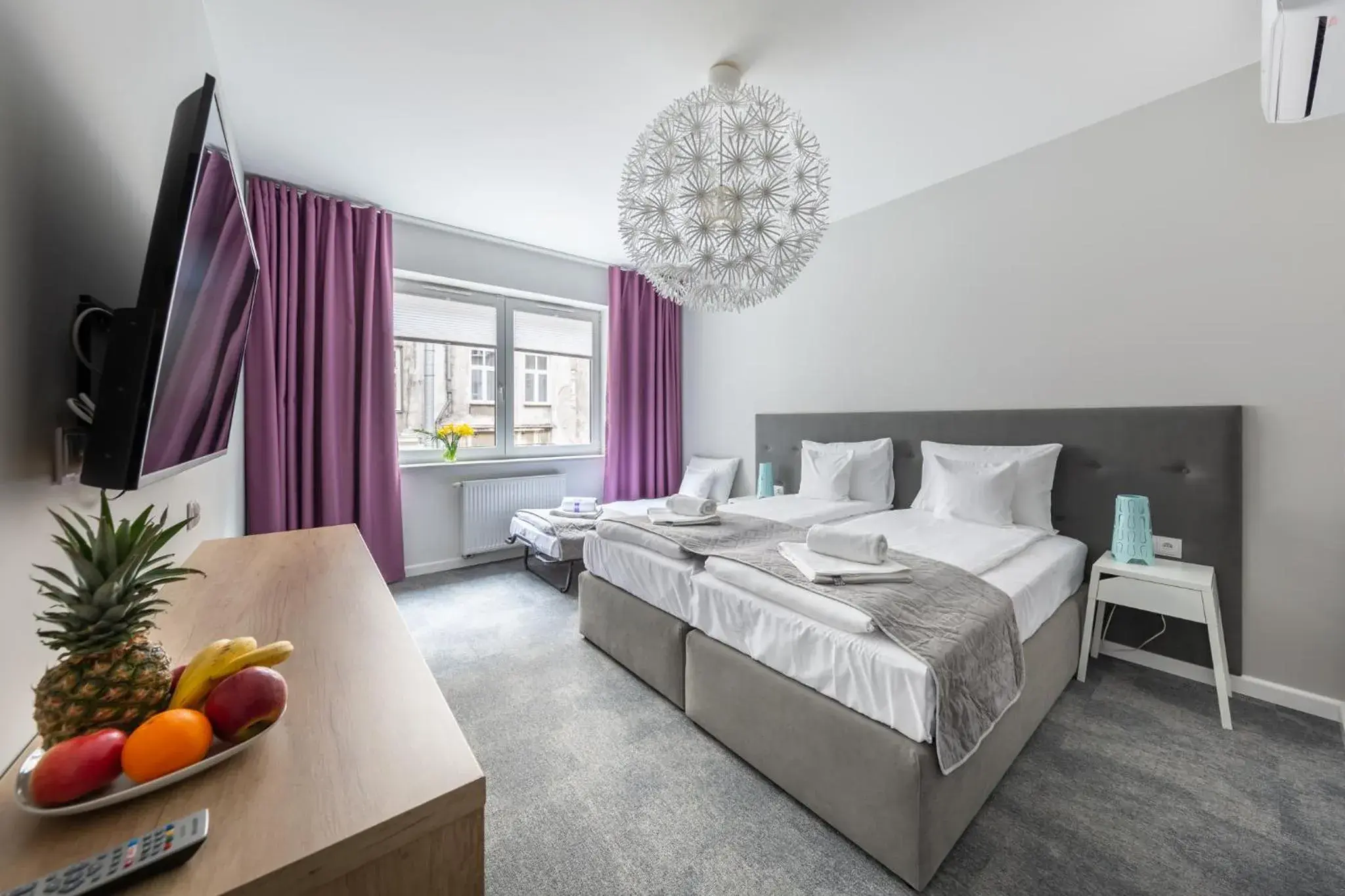 Economy Triple Room in PlayRoom Aparthotel Economy Triple Room in PlayRoom Aparthotel