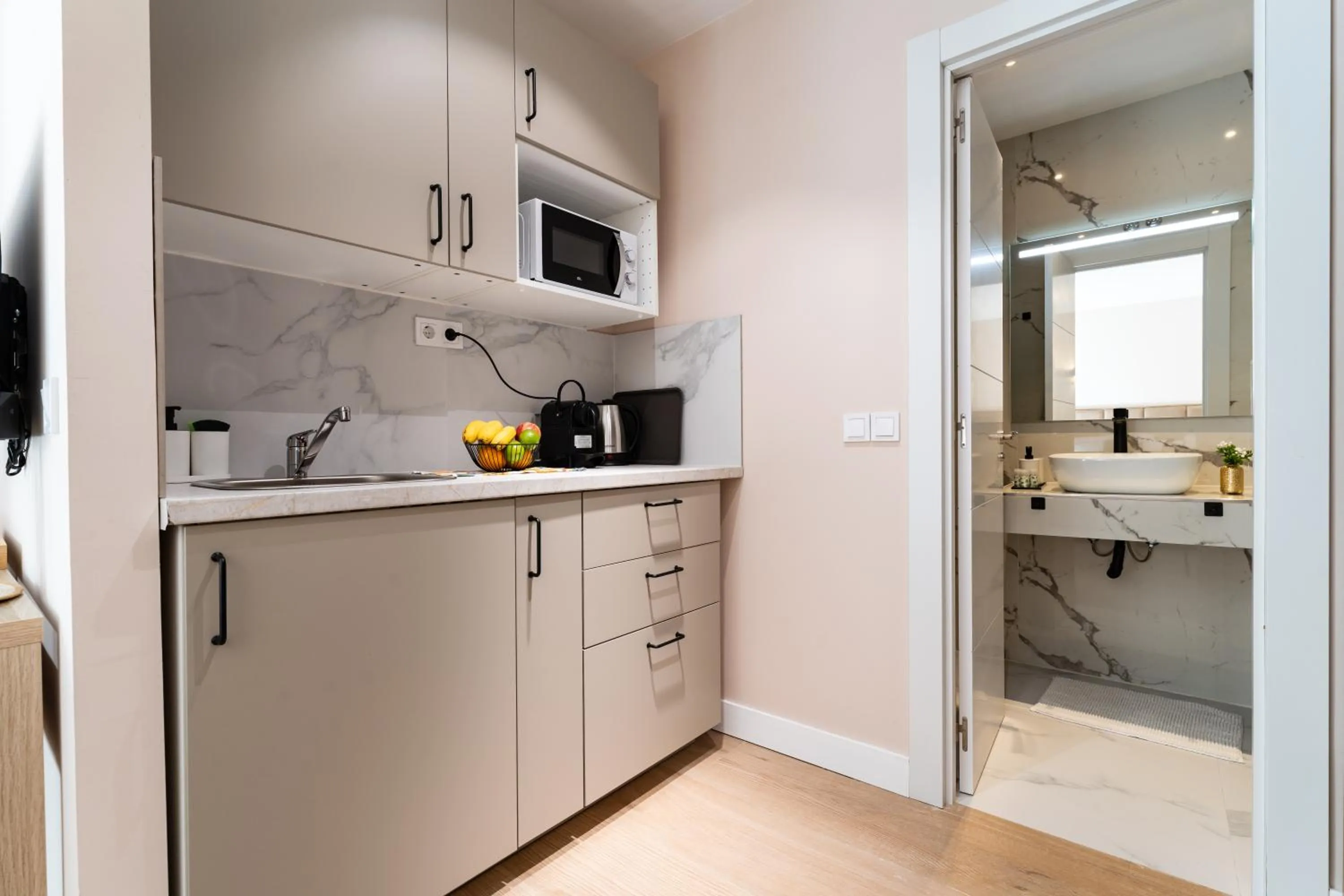 Standard Triple Studio in Blanca Maris
