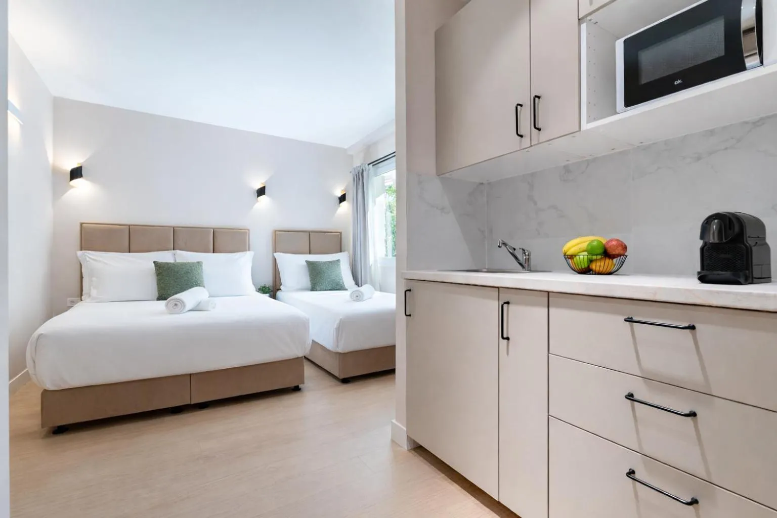 Standard Triple Studio in Blanca Maris