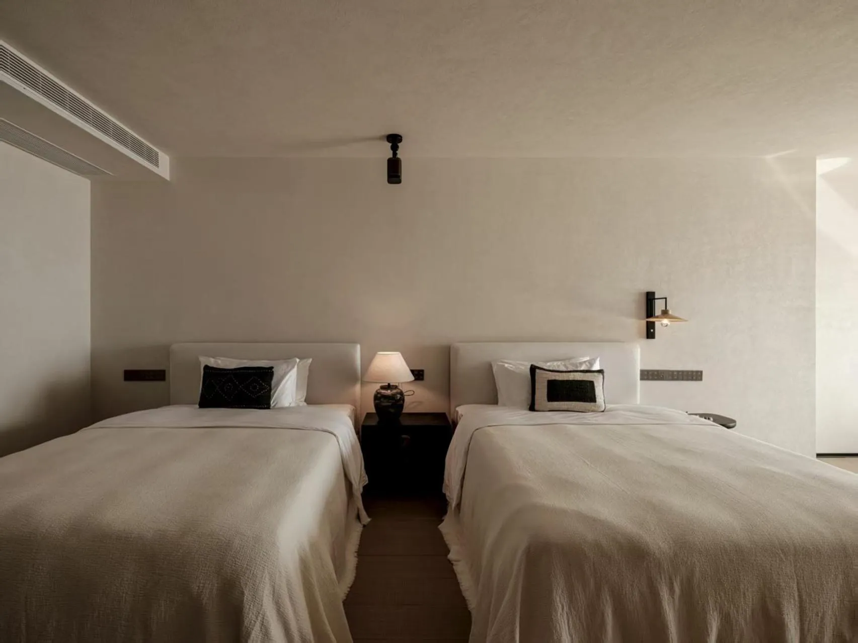 Bed in YS Seaview Hotel