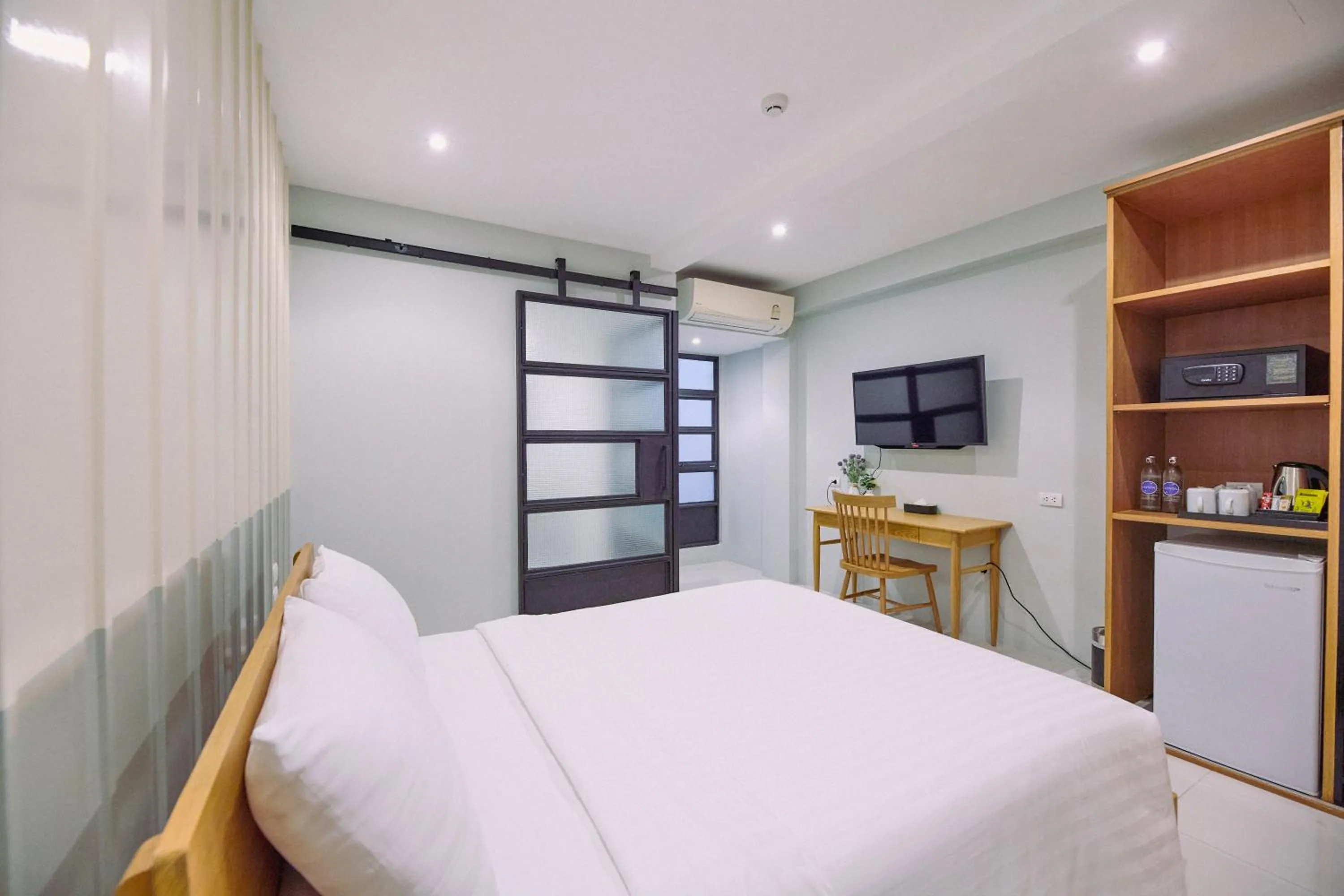 Bed in Go2bed Pattaya Hotel
