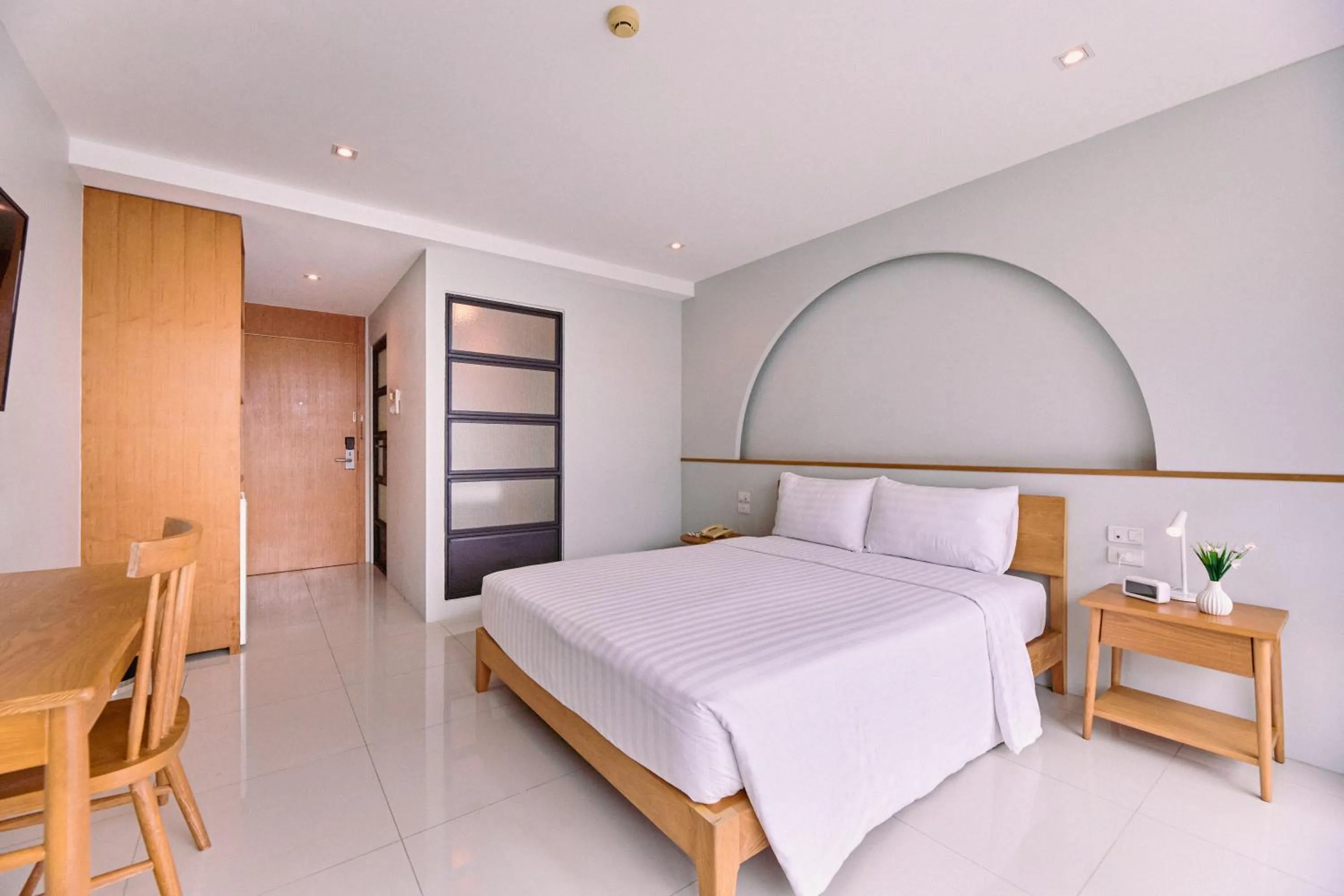 Bed in Go2bed Pattaya Hotel