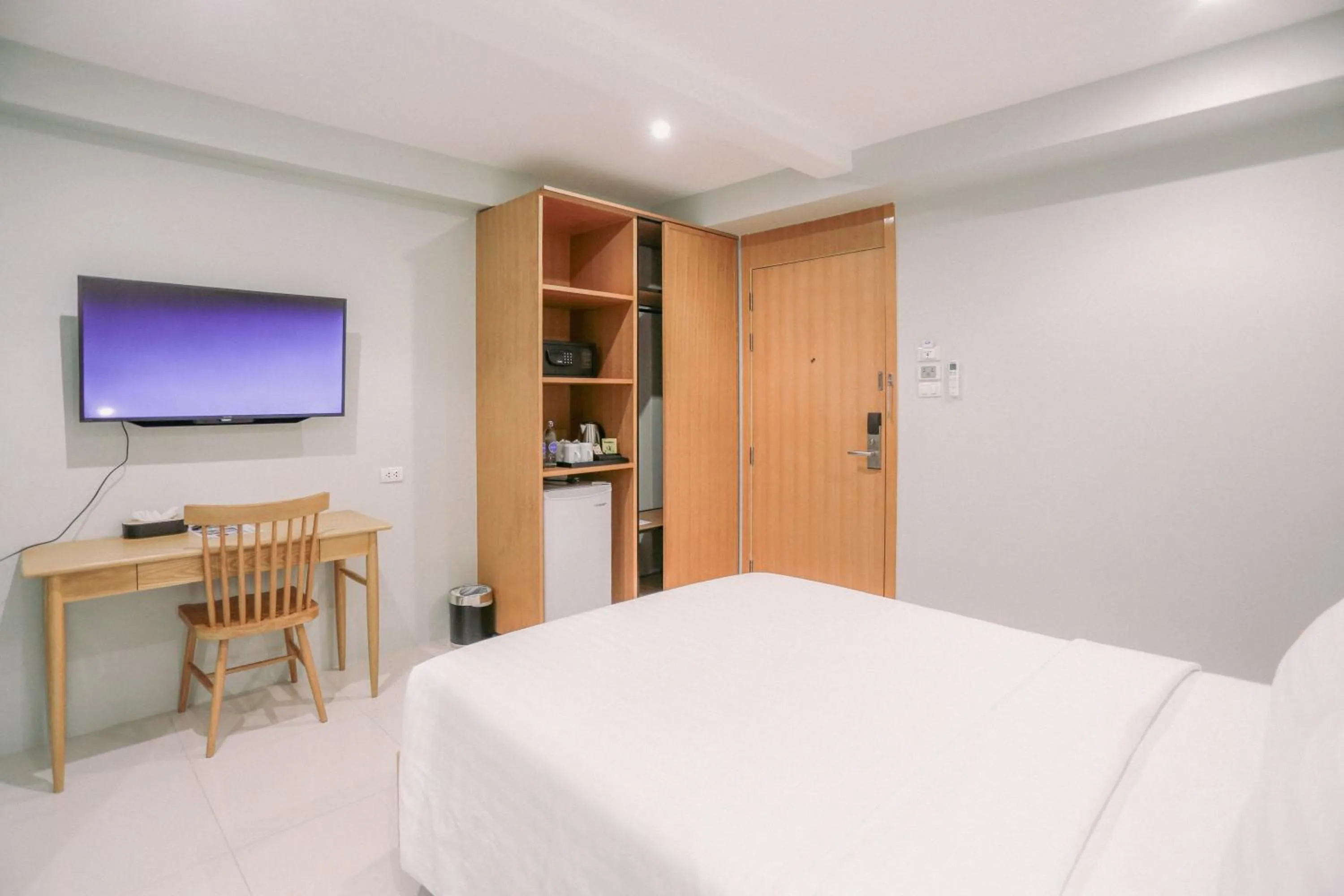 Bed in Go2bed Pattaya Hotel