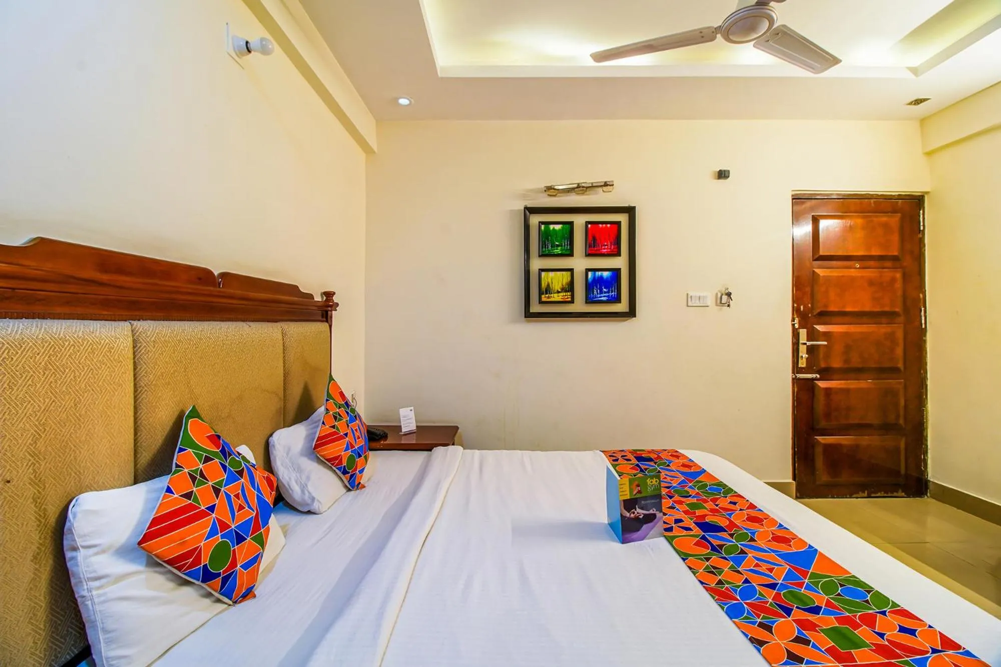 Bed in Hotel Kenil Star