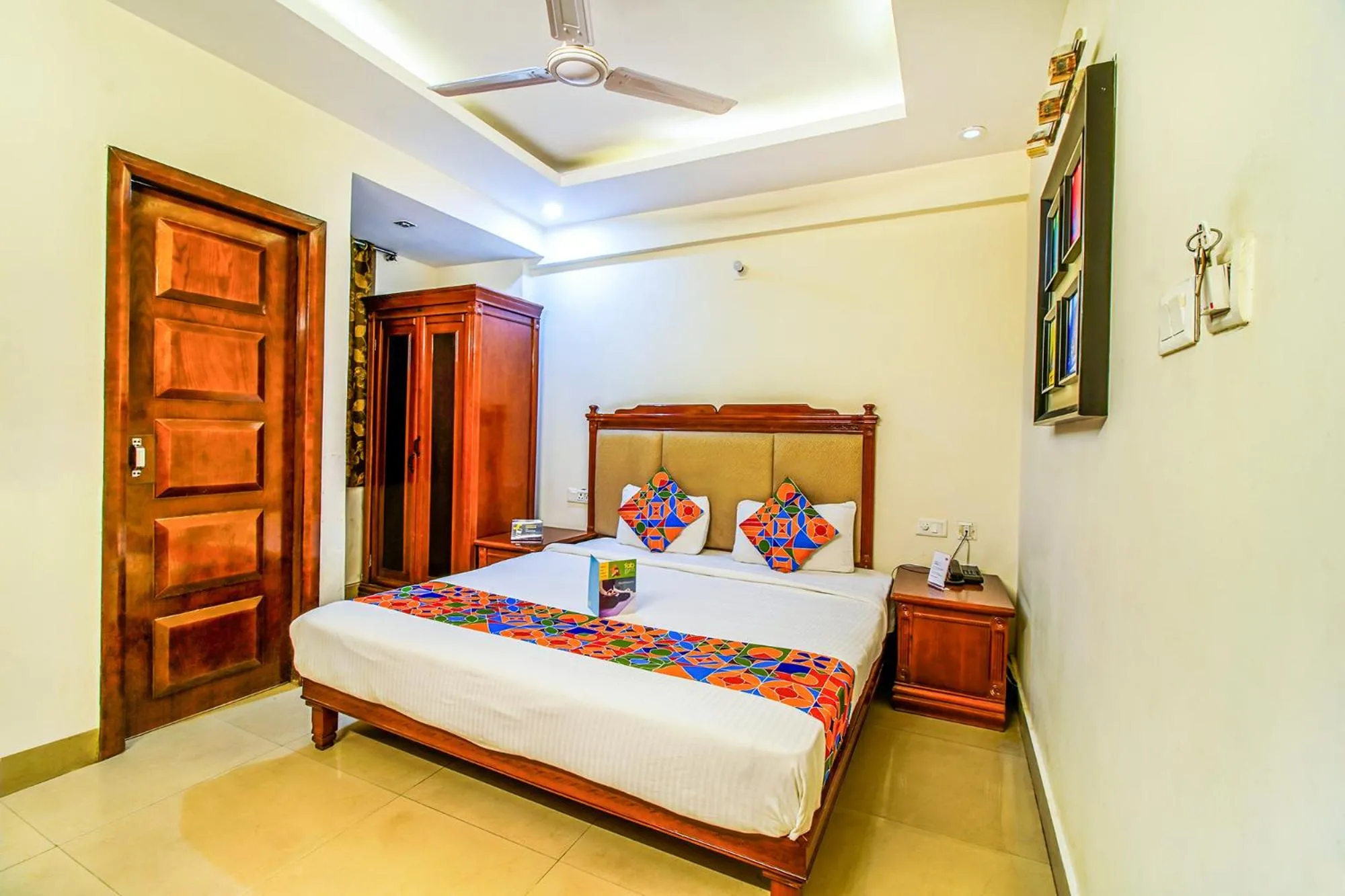 Bed in Hotel Kenil Star