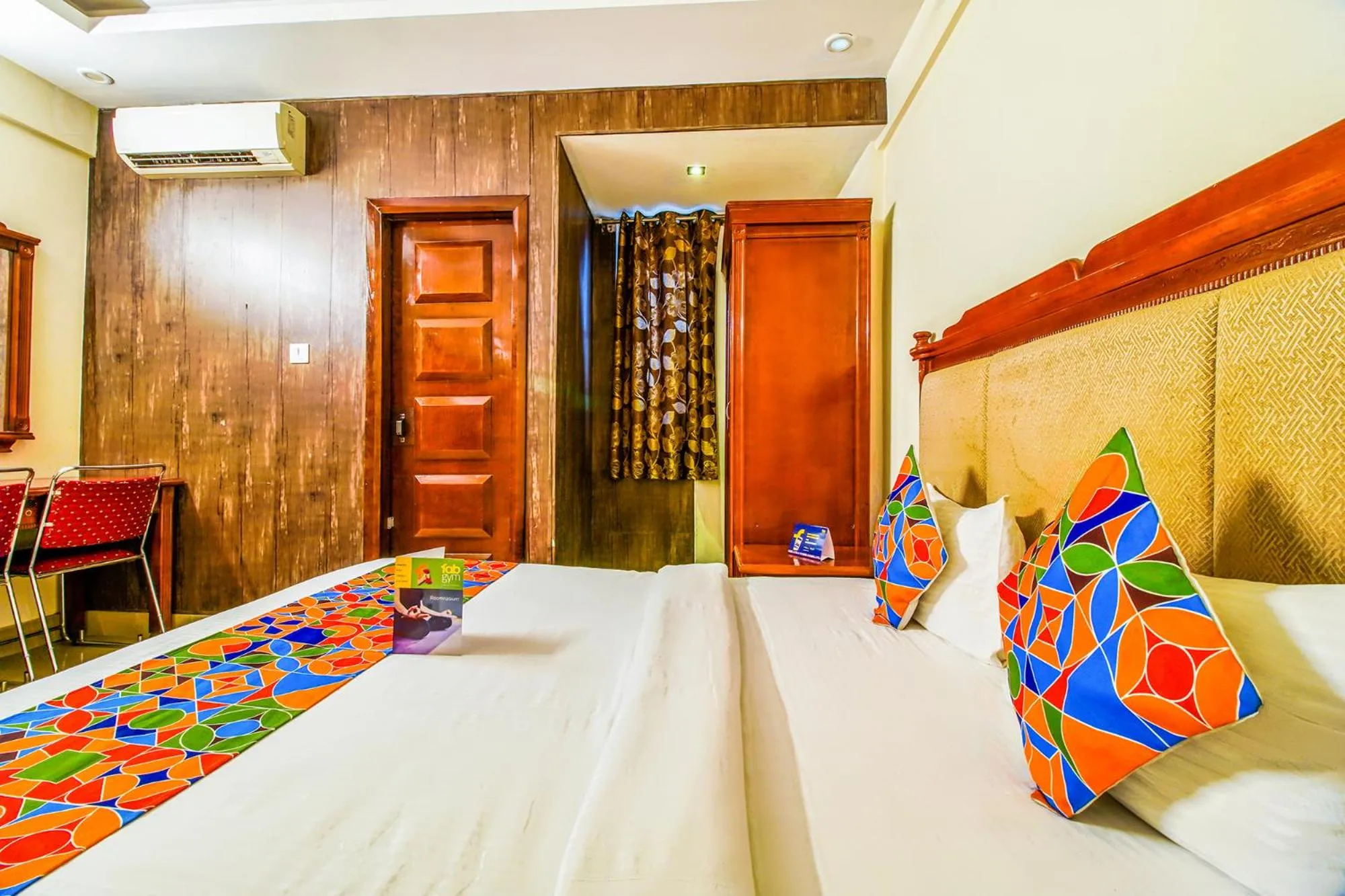 Bed in Hotel Kenil Star
