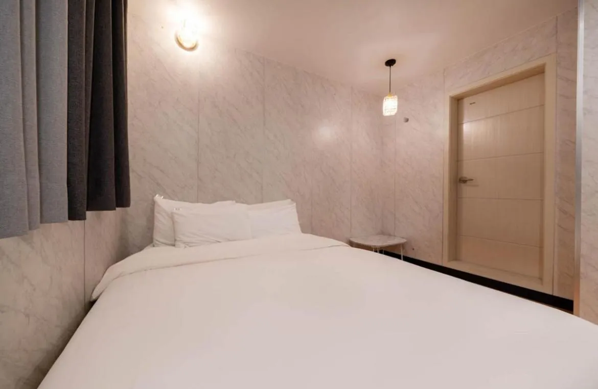 Bed in 30month Hotel