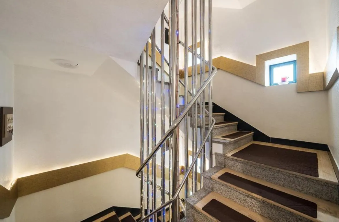 30month Hotel
