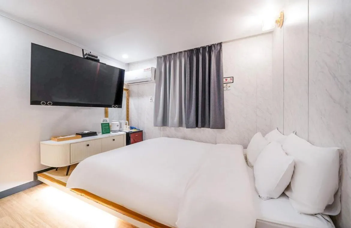 Bed in 30month Hotel