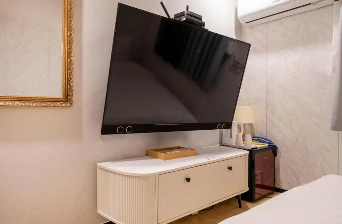 Bed in 30month Hotel