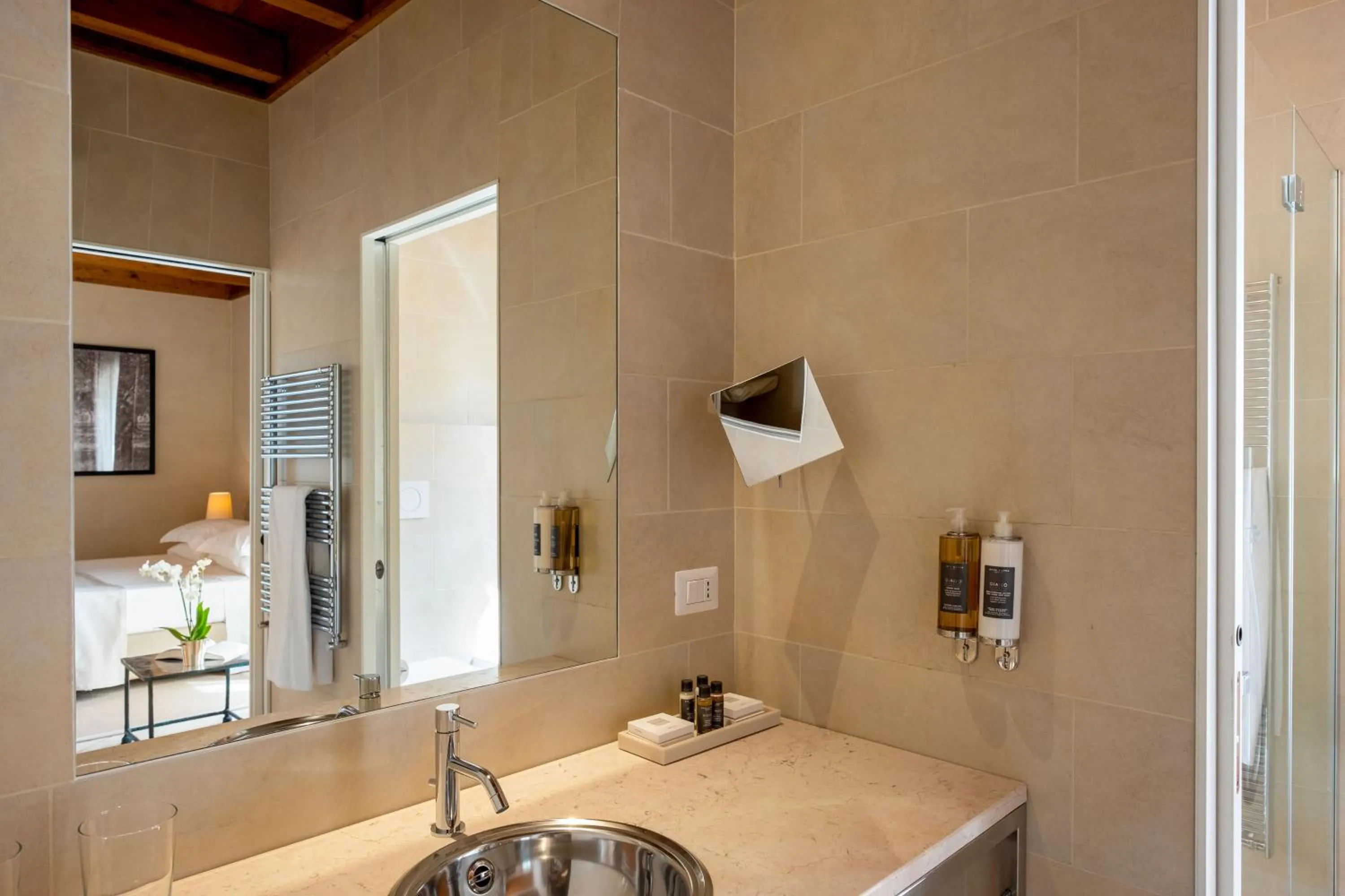 Bathroom in La Fiermontina Luxury Home Hotel
