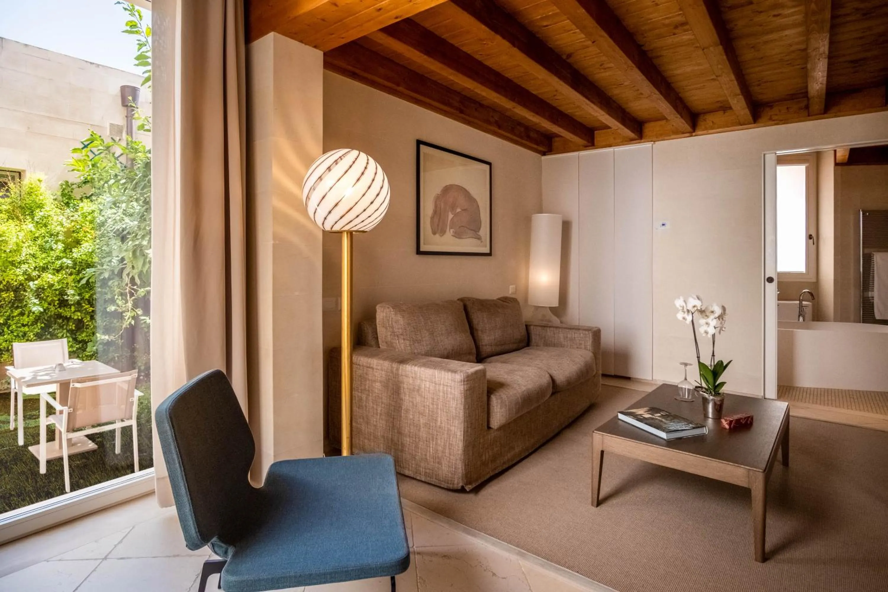 Living room in La Fiermontina Luxury Home Hotel