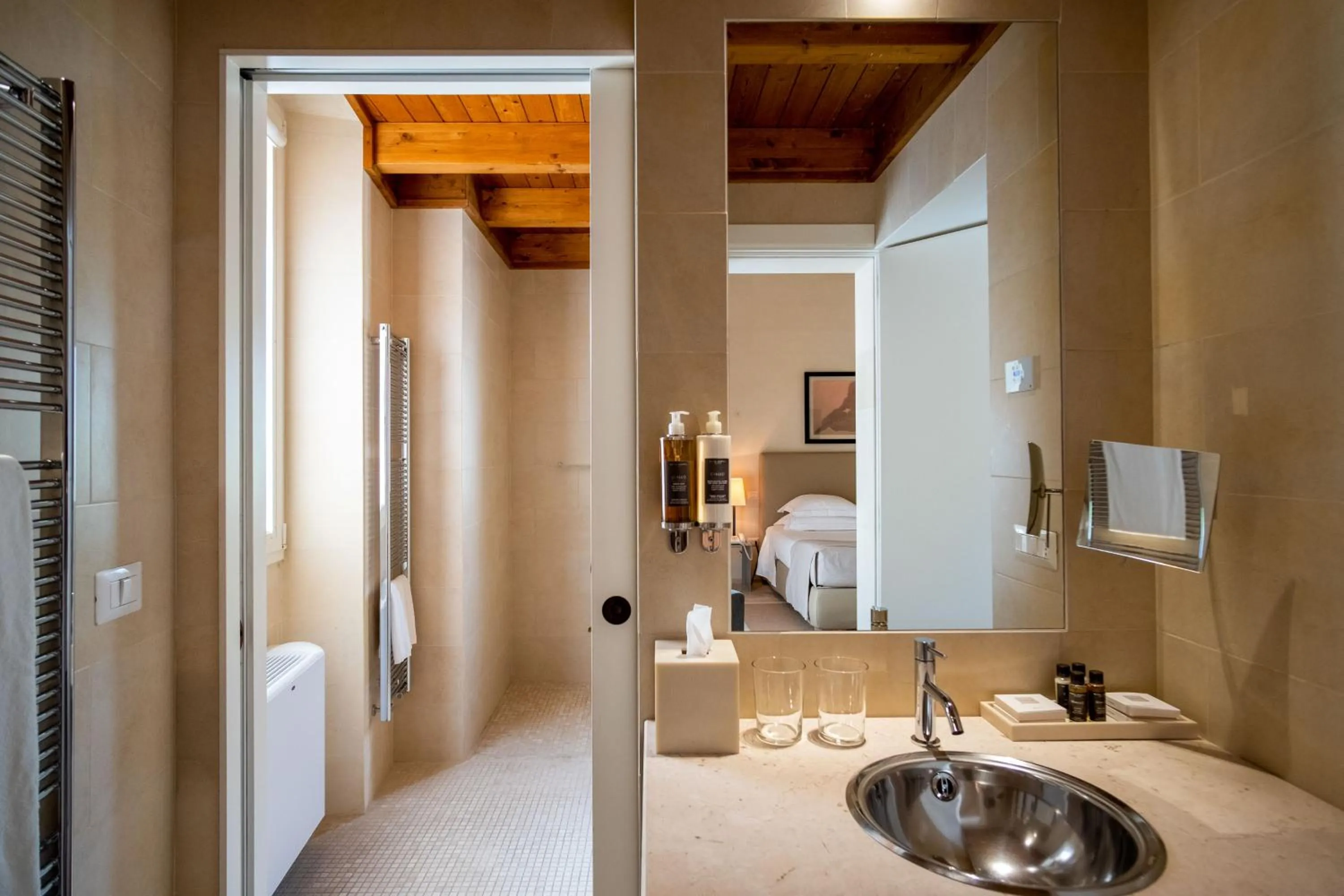 La Fiermontina Luxury Home Hotel