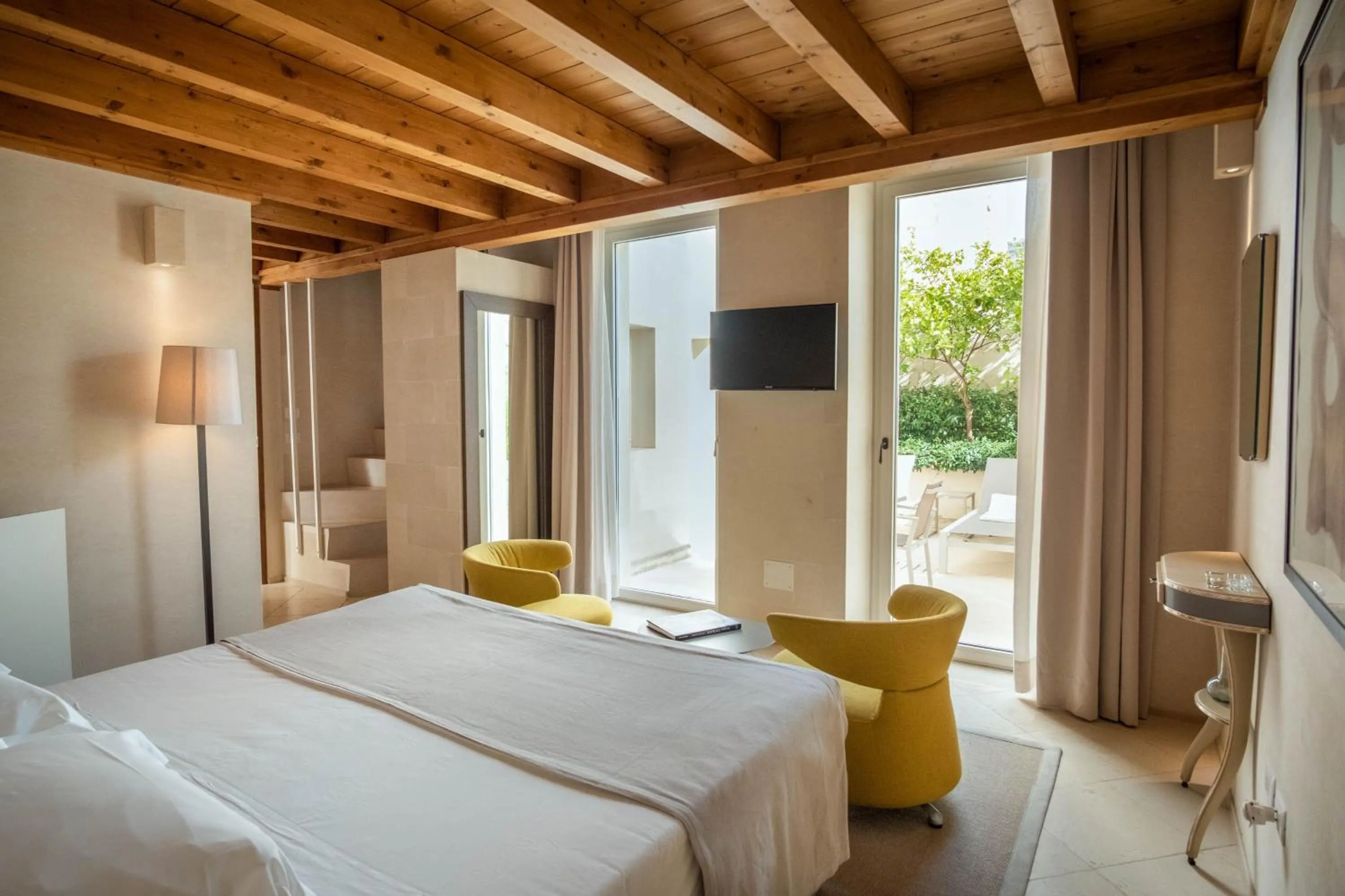 Photo of the whole room, Bed in La Fiermontina Luxury Home Hotel