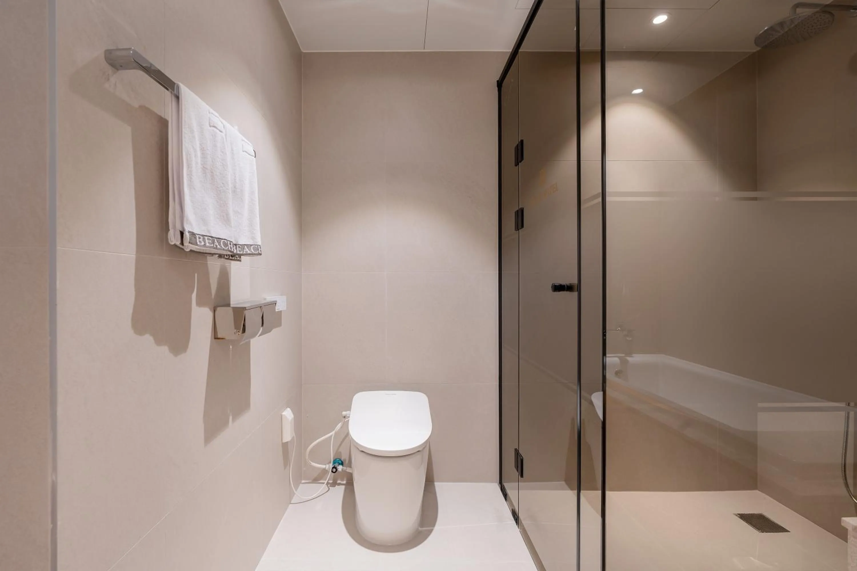 Pohang Yeongildae Beach Hotel