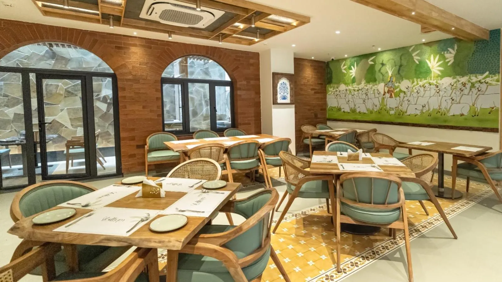 Restaurant/places to eat in Quad Hotels Hyderabad