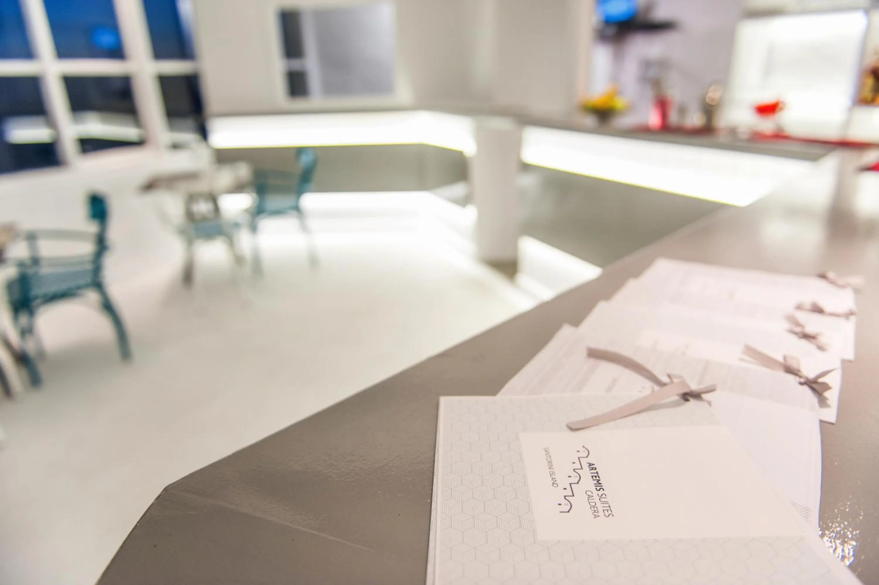 Restaurant/places to eat in Artemis Suites