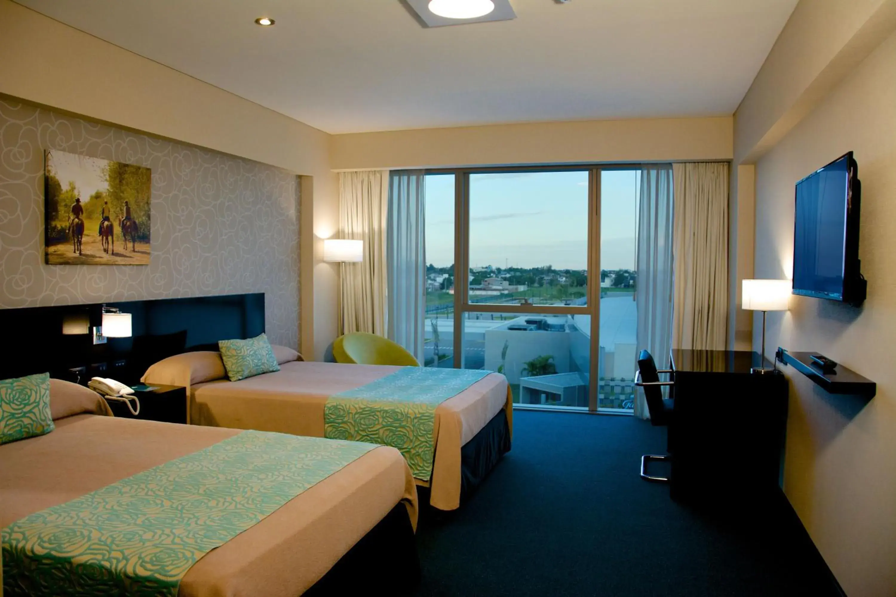 Deluxe Queen Room with Two Queen Beds - single occupancy in Gala Hotel y Convenciones Deluxe Queen Room with Two Queen Beds - single occupancy in Gala Hotel y Convenciones