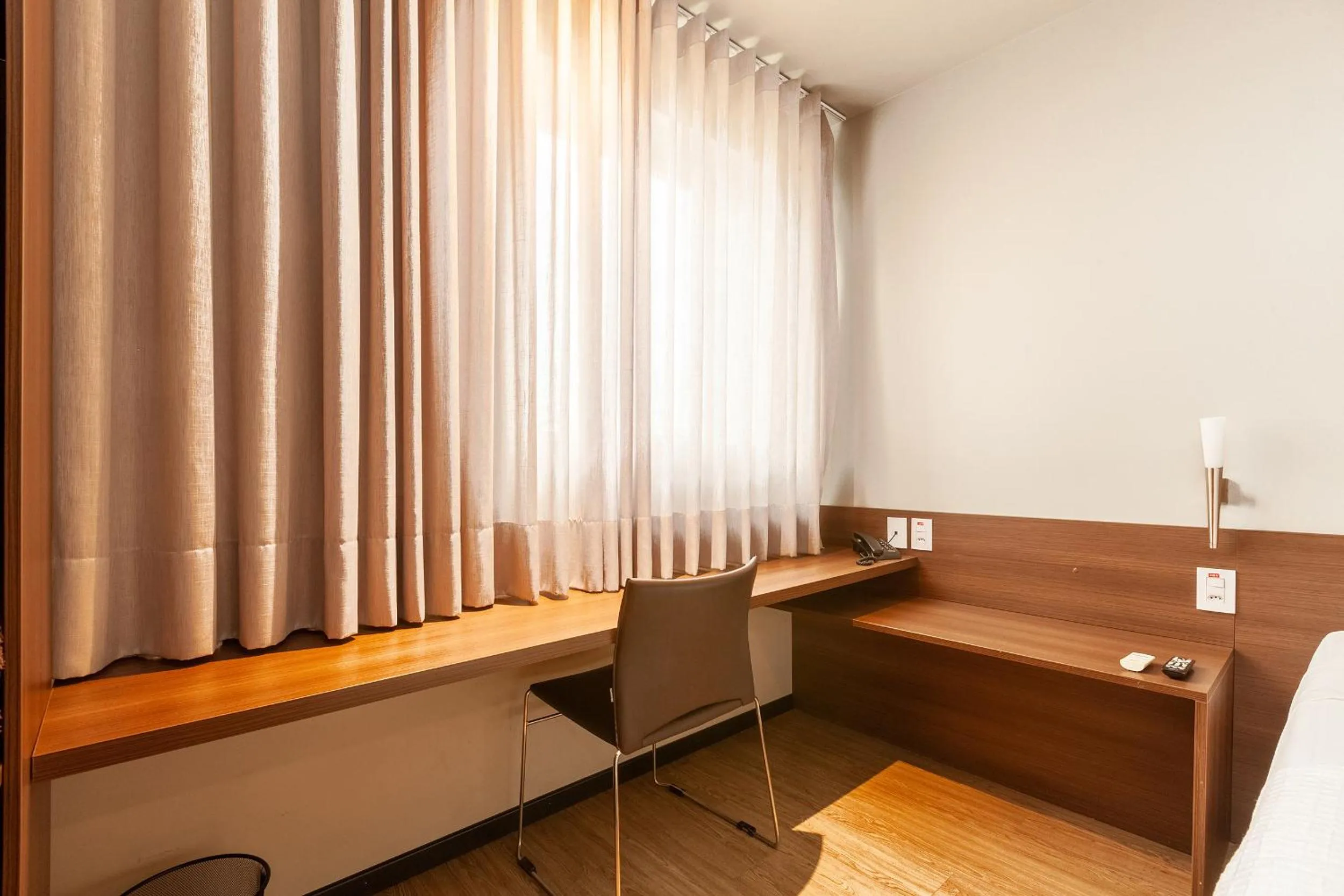 hair dresser in Tri Hotel Executive Lajeado