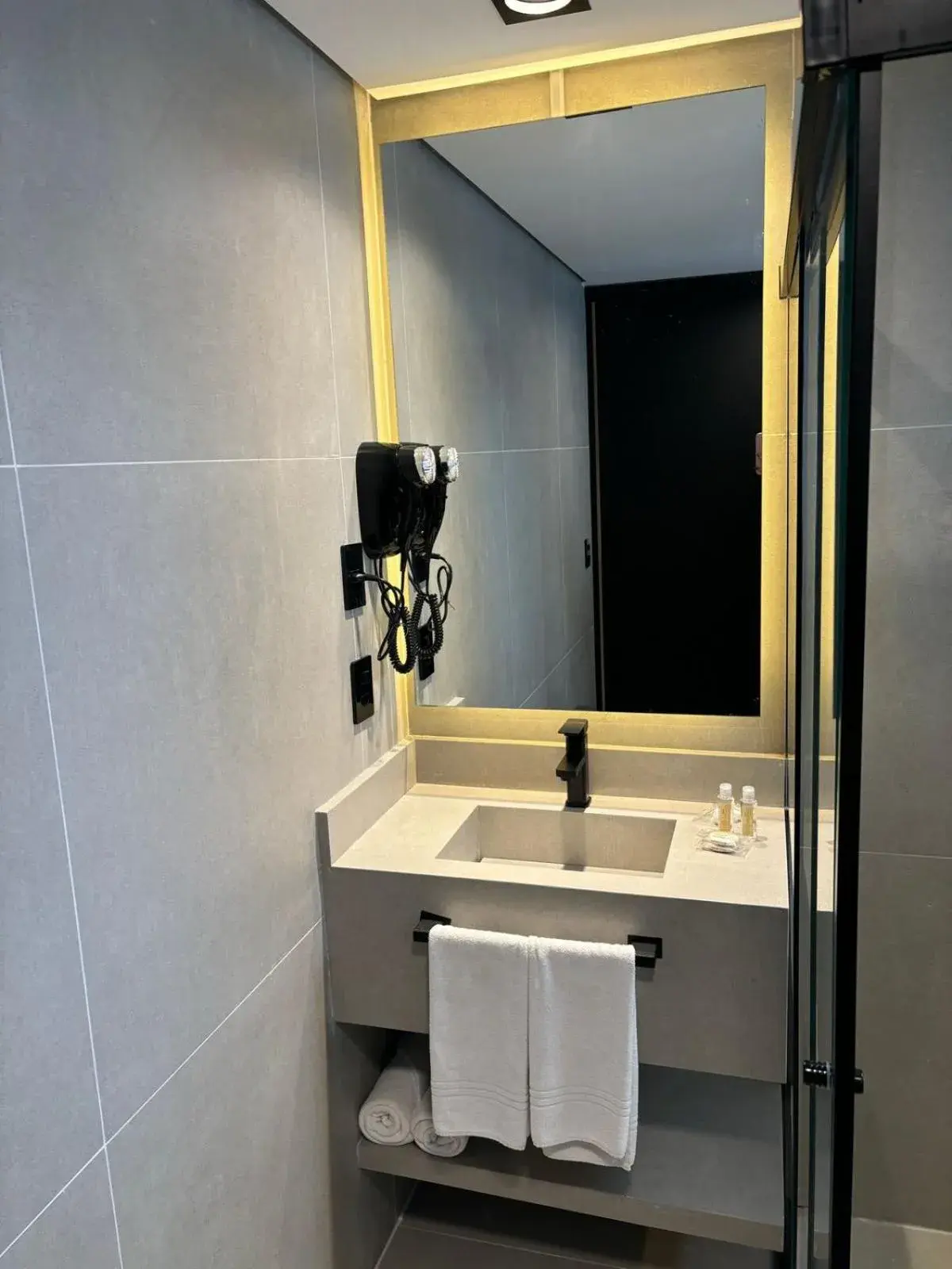 Bedroom in Summit Hotel Monaco Bedroom in Summit Hotel Monaco