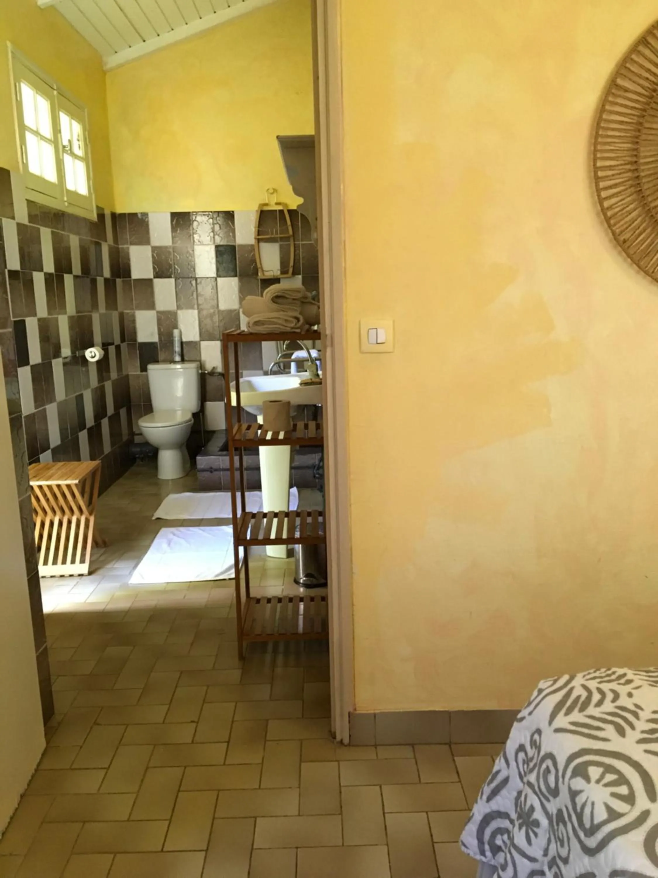 Toilet, Bed in Hotel Cap Sud Caraibes