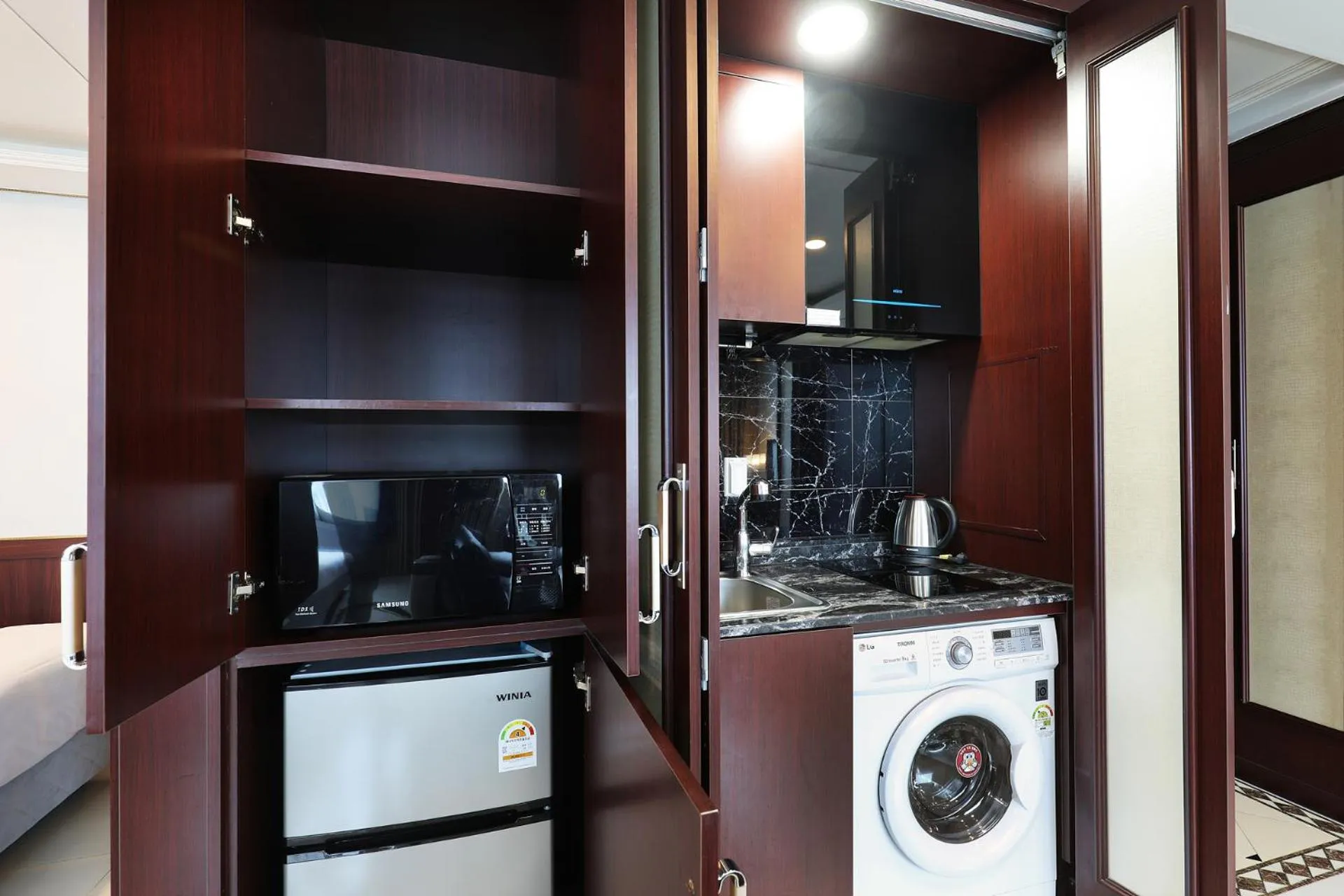 Intercity Seoul Hotel