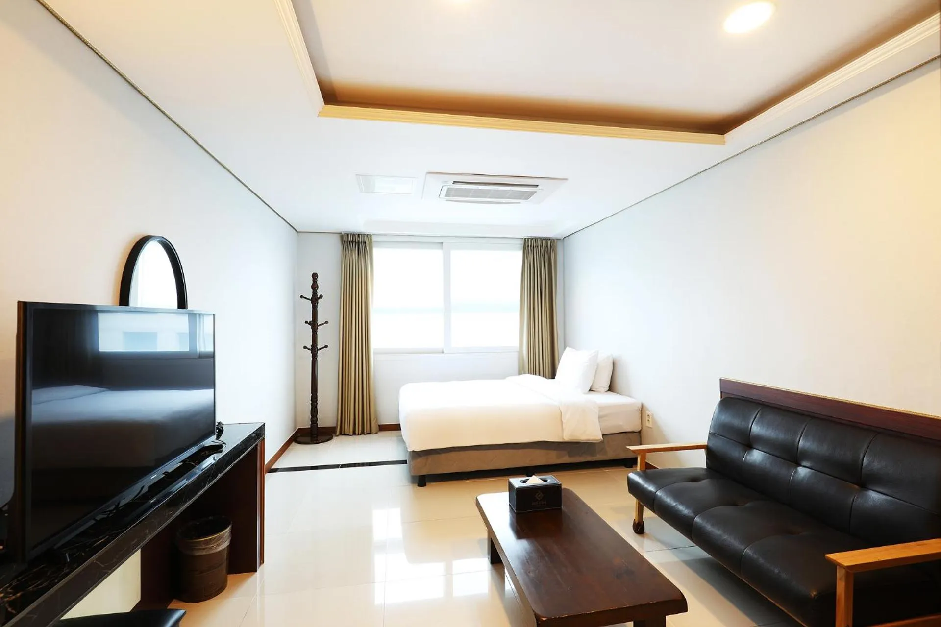 Bed in Intercity Seoul Hotel