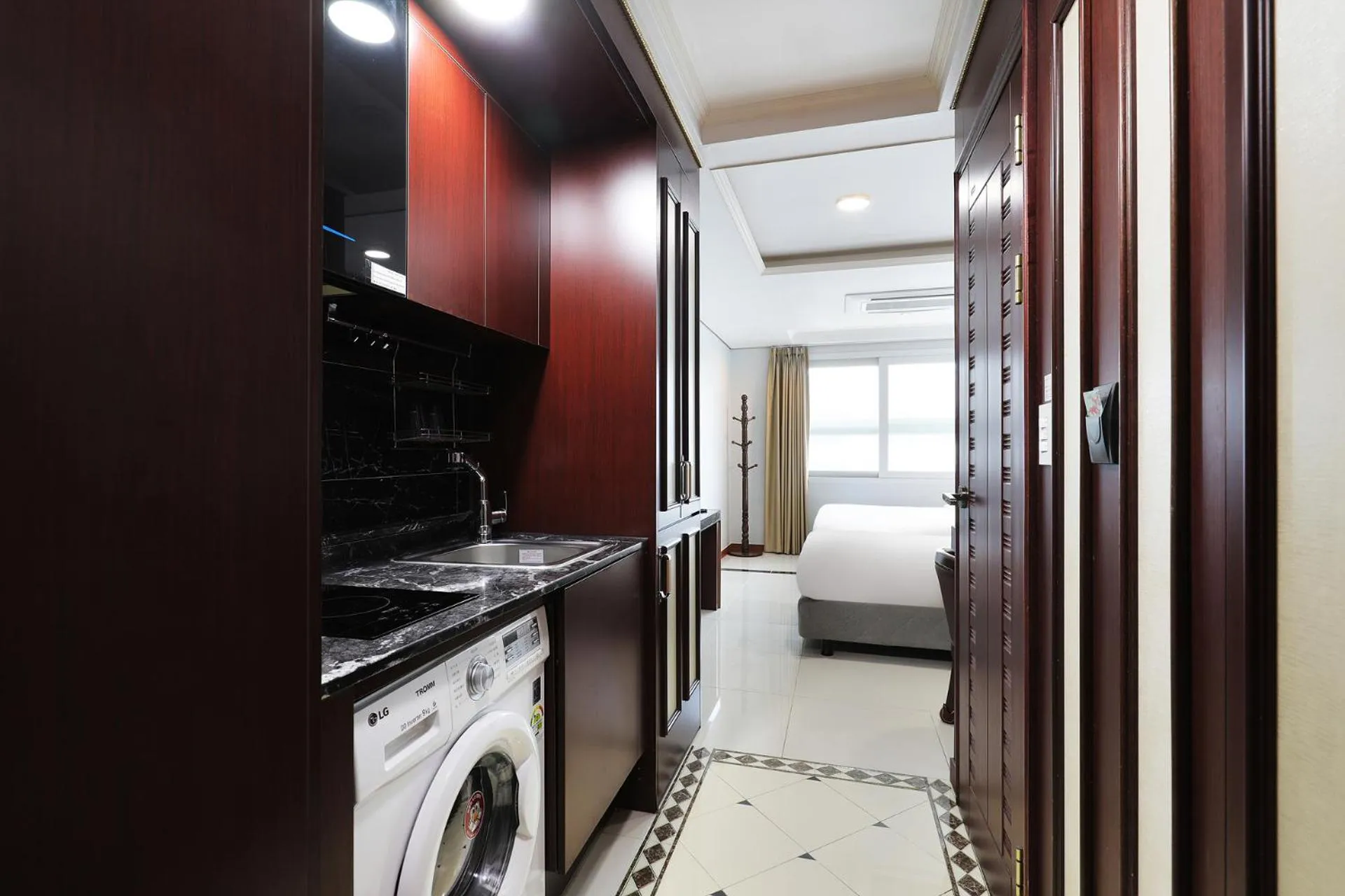 Intercity Seoul Hotel