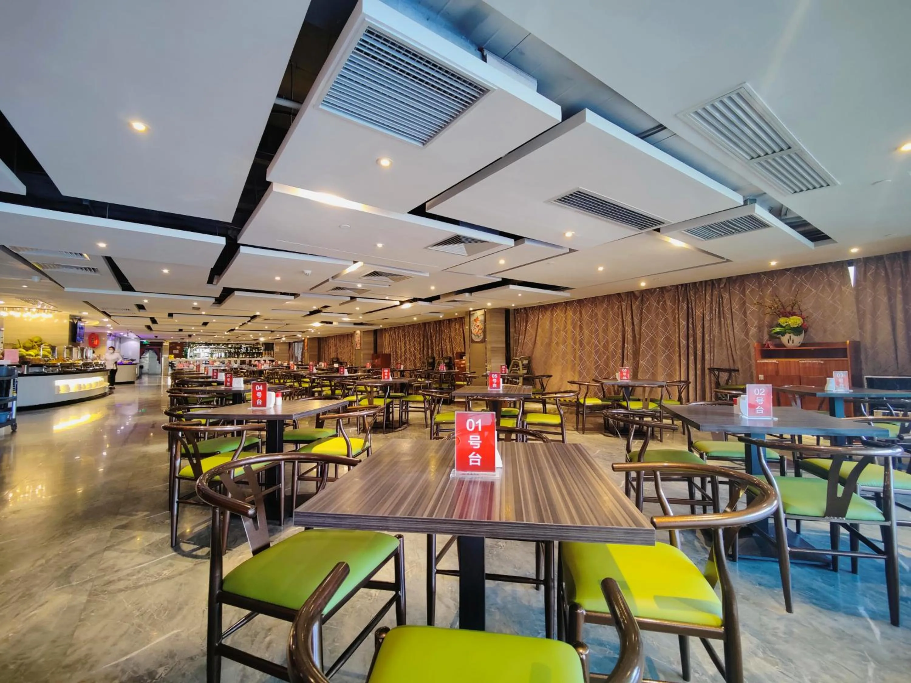 Restaurant/places to eat in Ramada Foshan Hotel