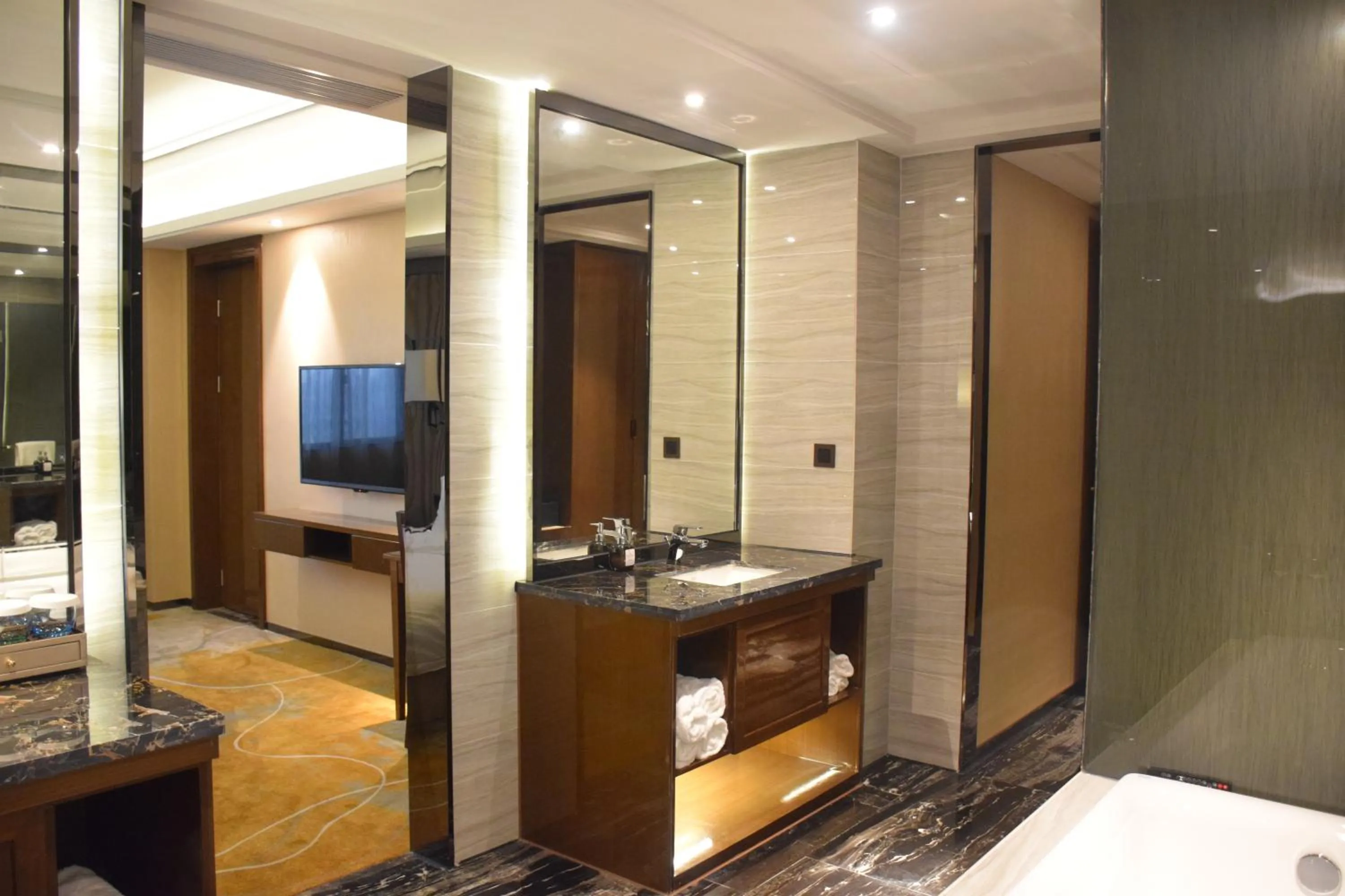 Bathroom in Ramada Foshan Hotel