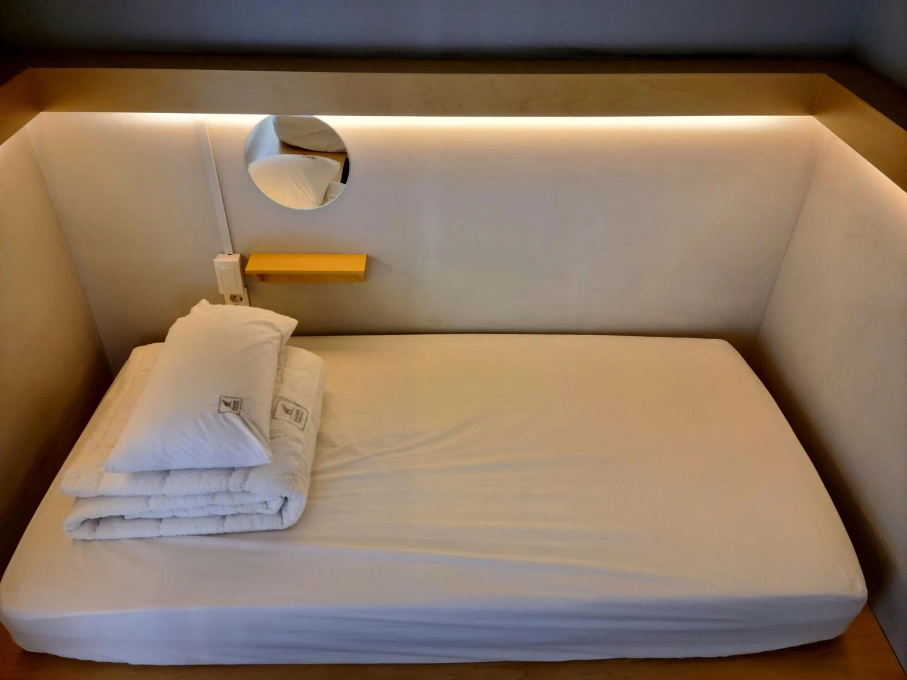 Bed in Elephant Hostel Nampo