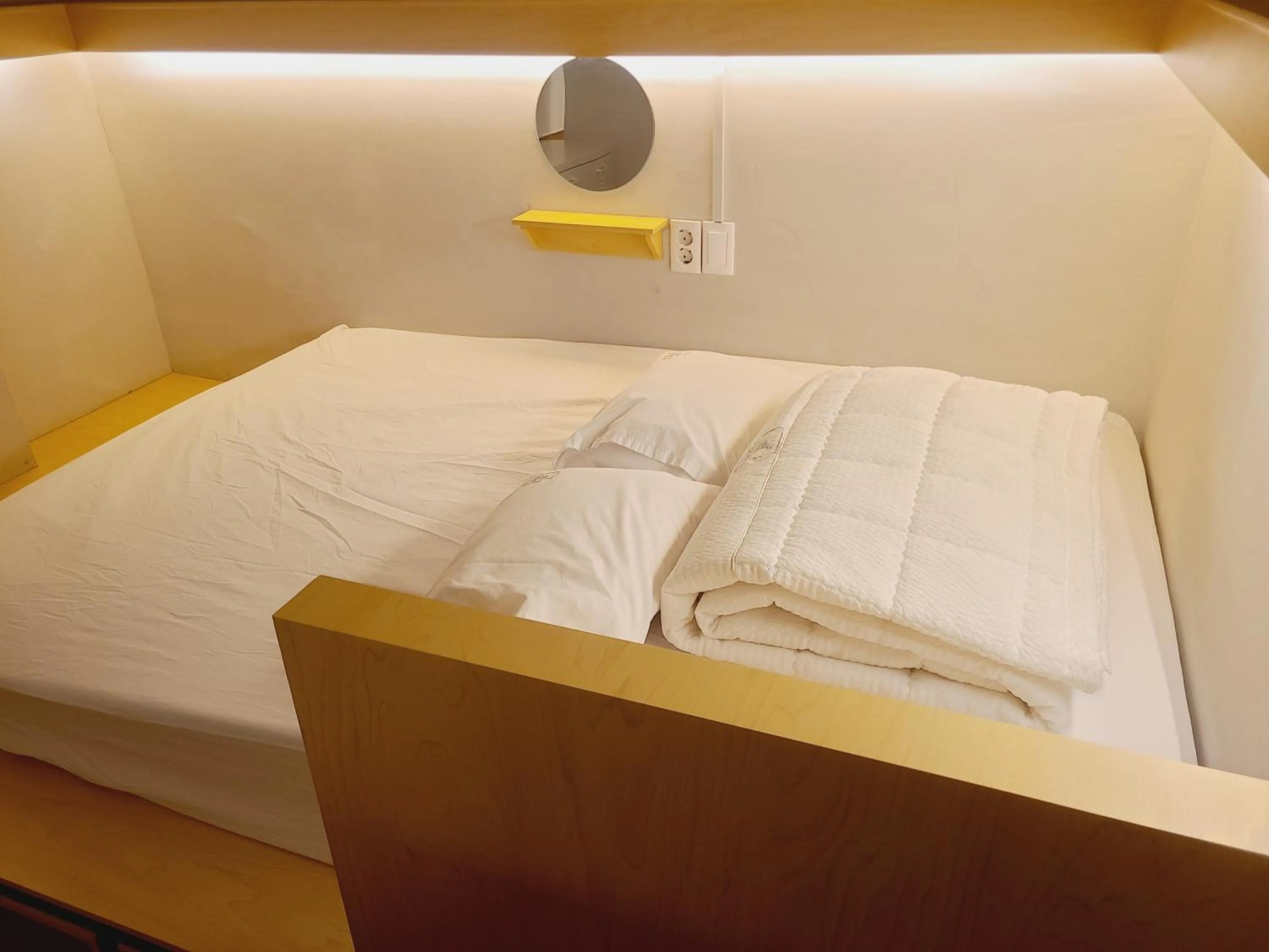 Bed in Elephant Hostel Nampo