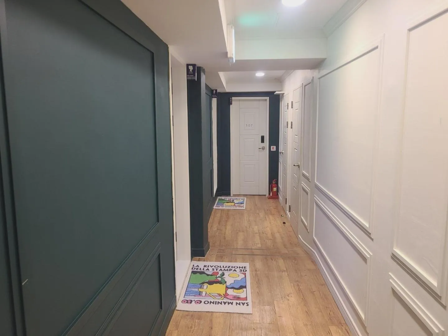 Toilet in Elephant Hostel Nampo