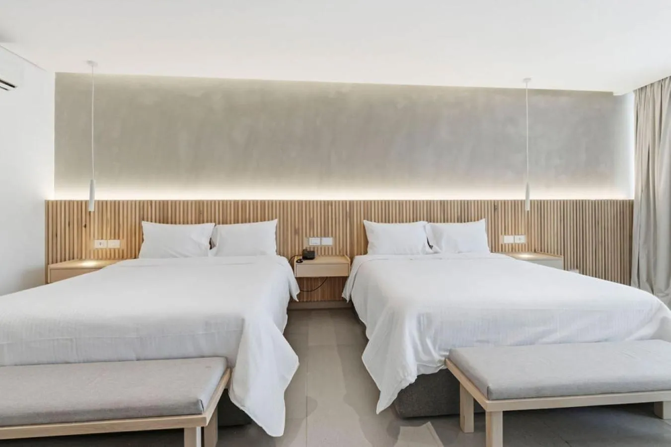 Double Room in Hotel Alcalà Centro