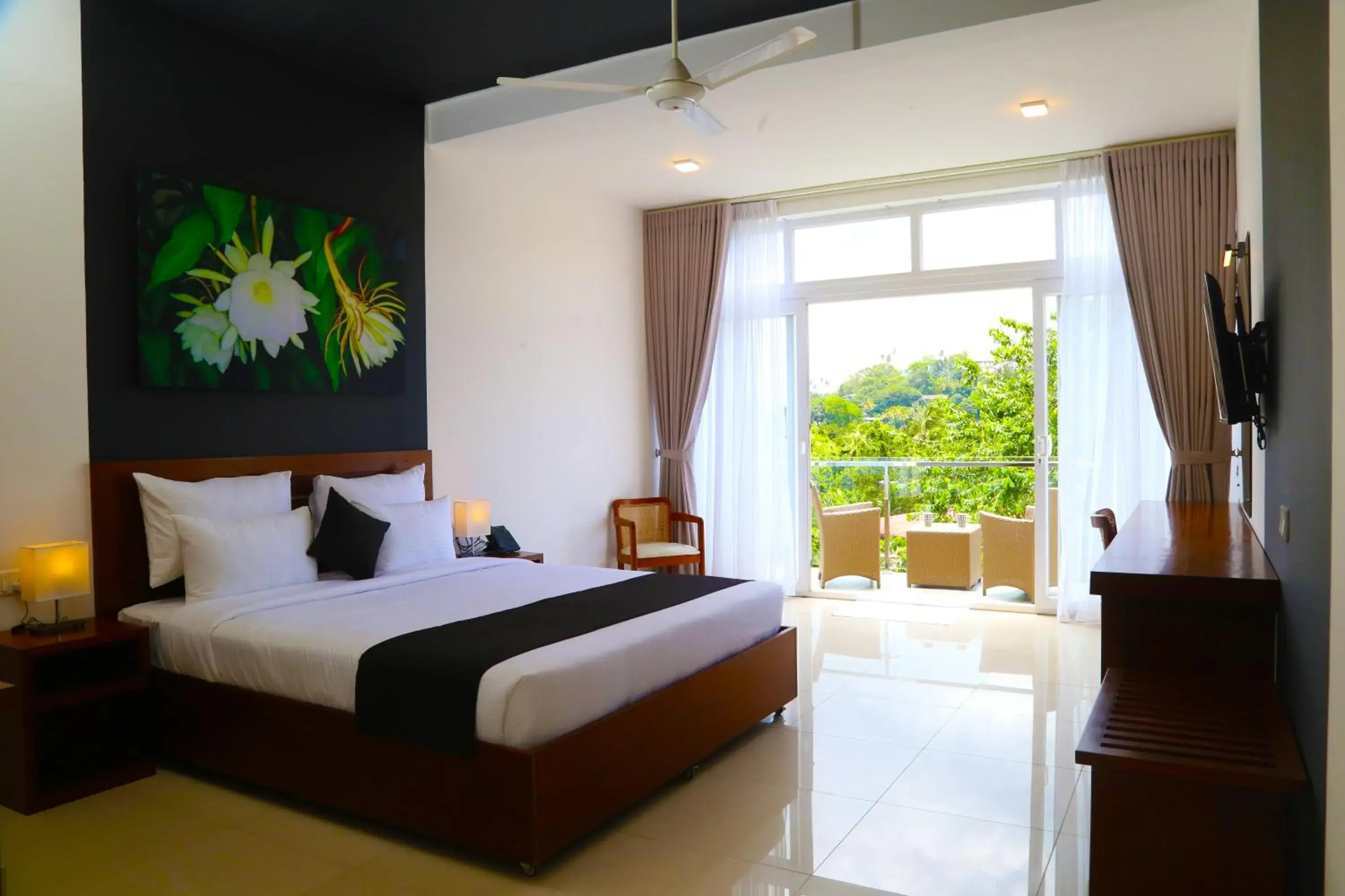 Deluxe Double Room with Balcony in The Dorwin Heights Deluxe Double Room with Balcony in The Dorwin Heights